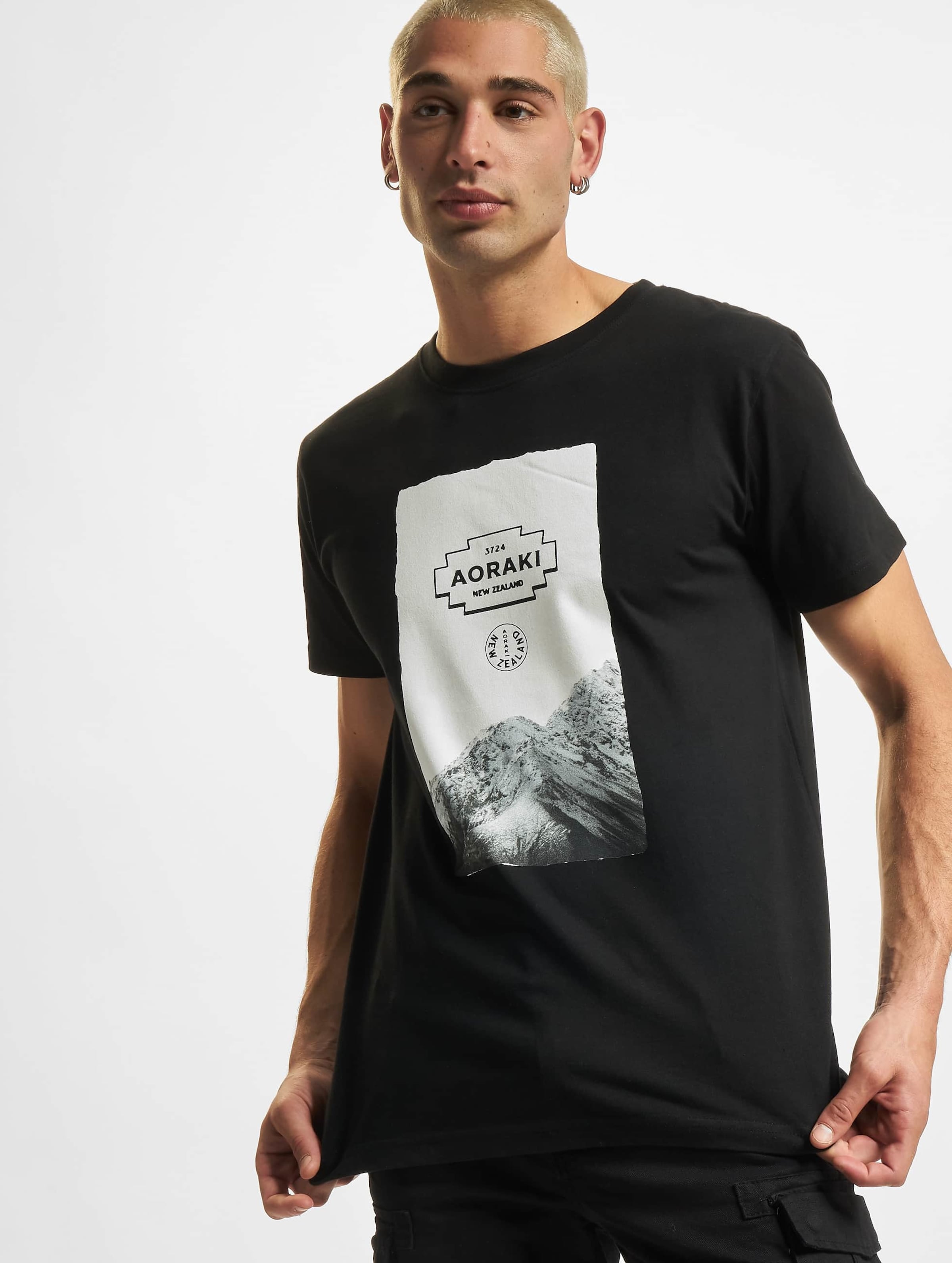 Mister Tee AORAKi