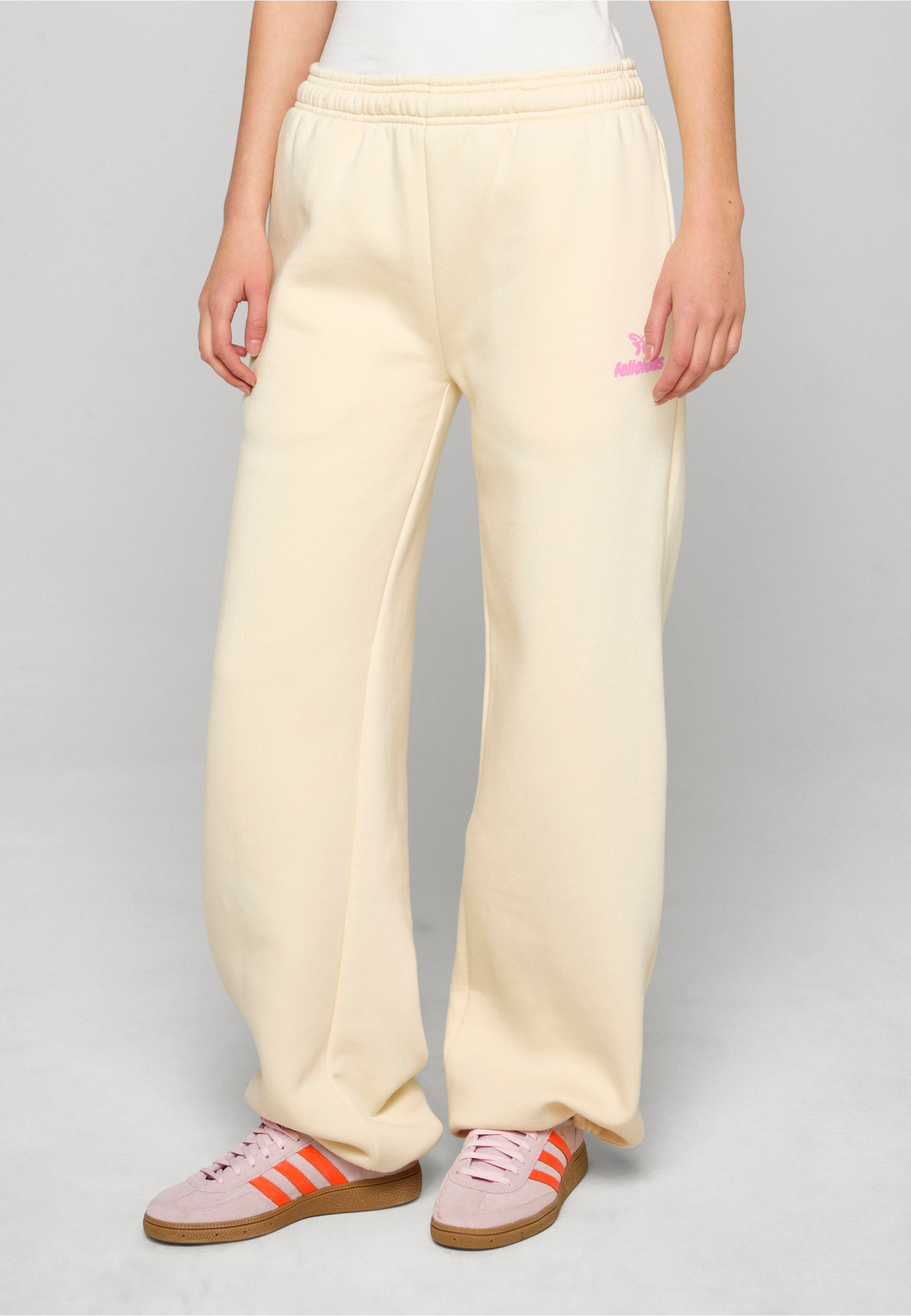 Felicious BASIC Sweatpants