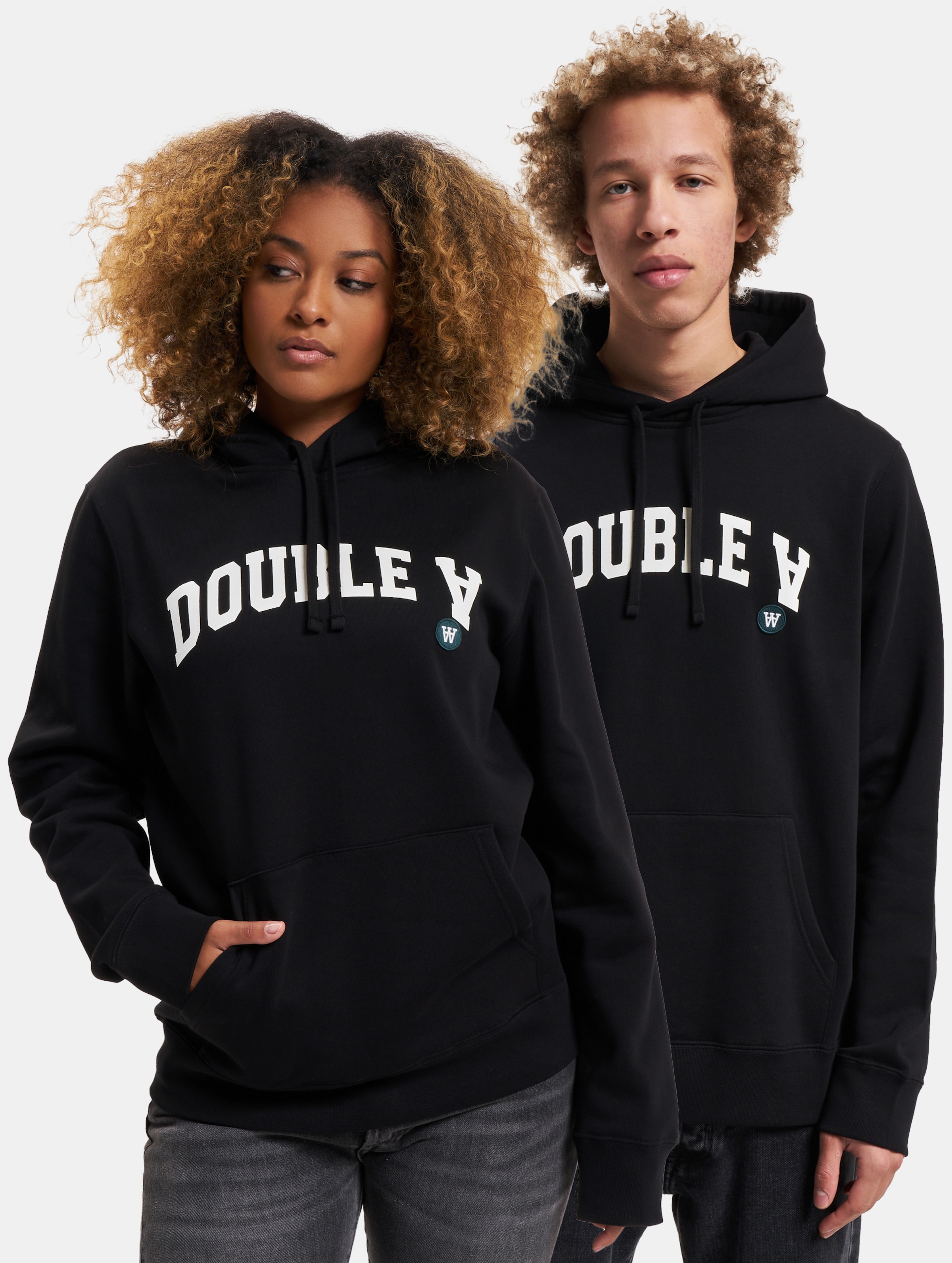 Wood Pullover