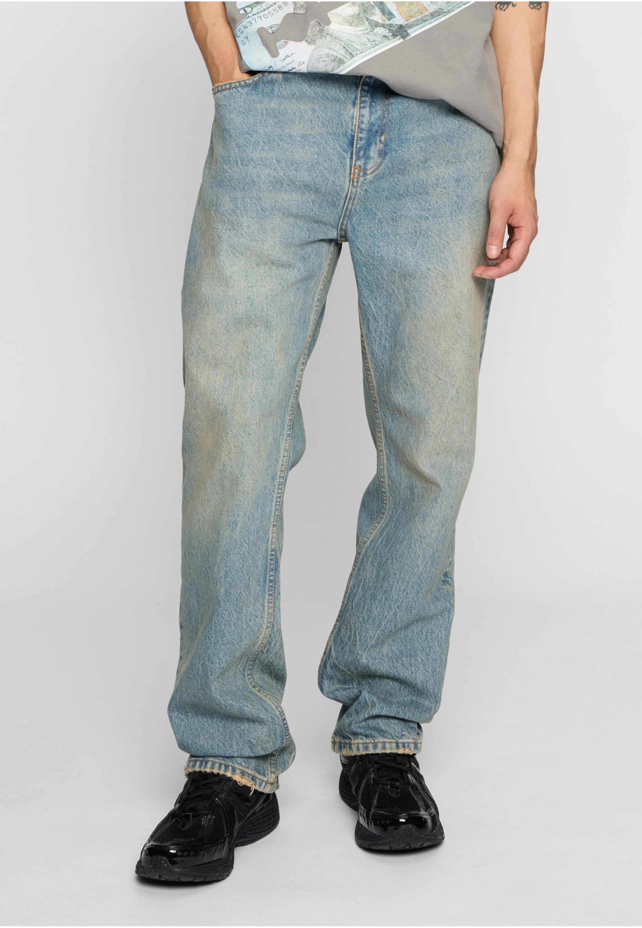 2Y Studios Gabrie Basic Straight Jeans