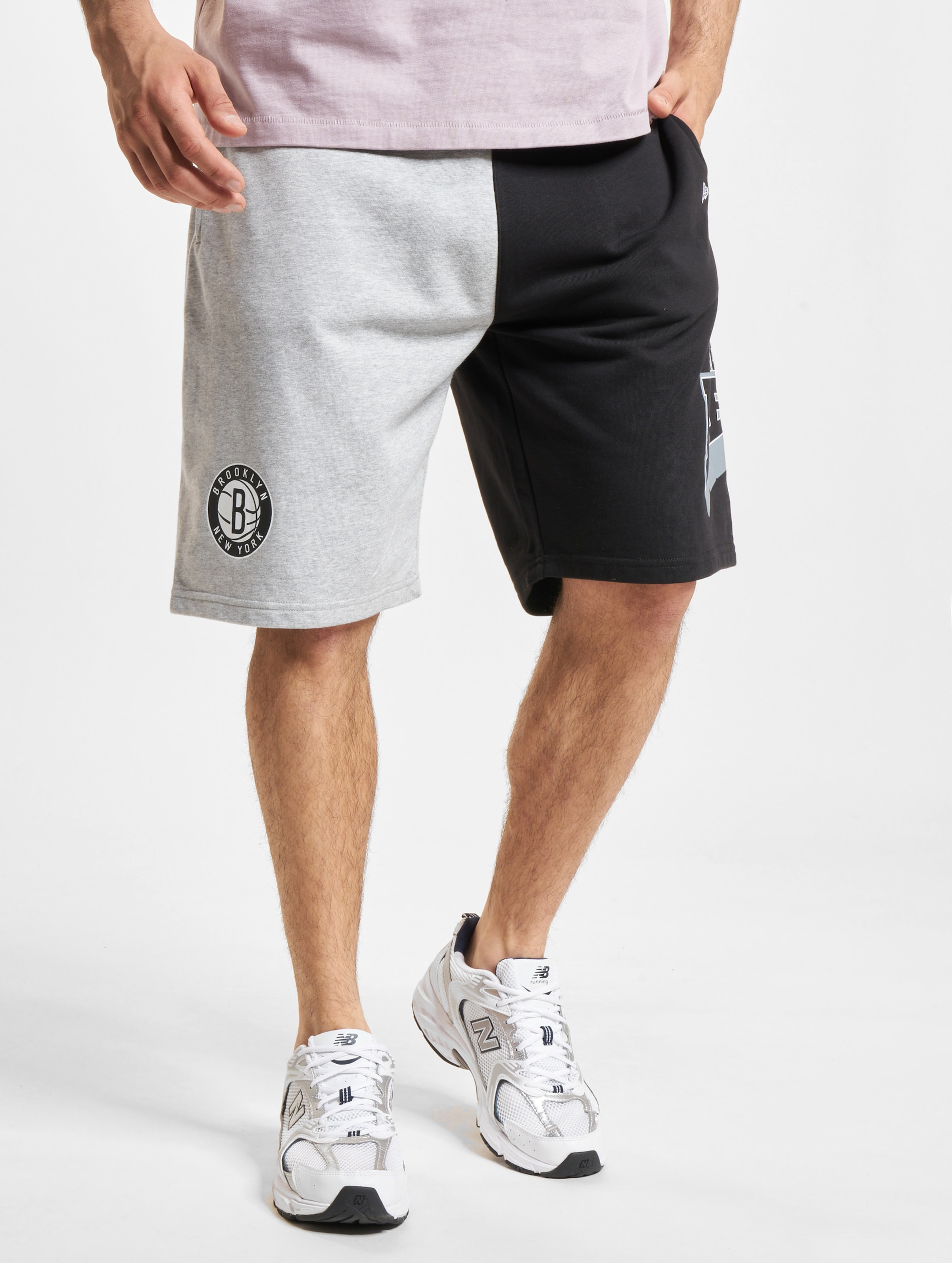 New Era Brooklyn Nets NBA Graphic Short