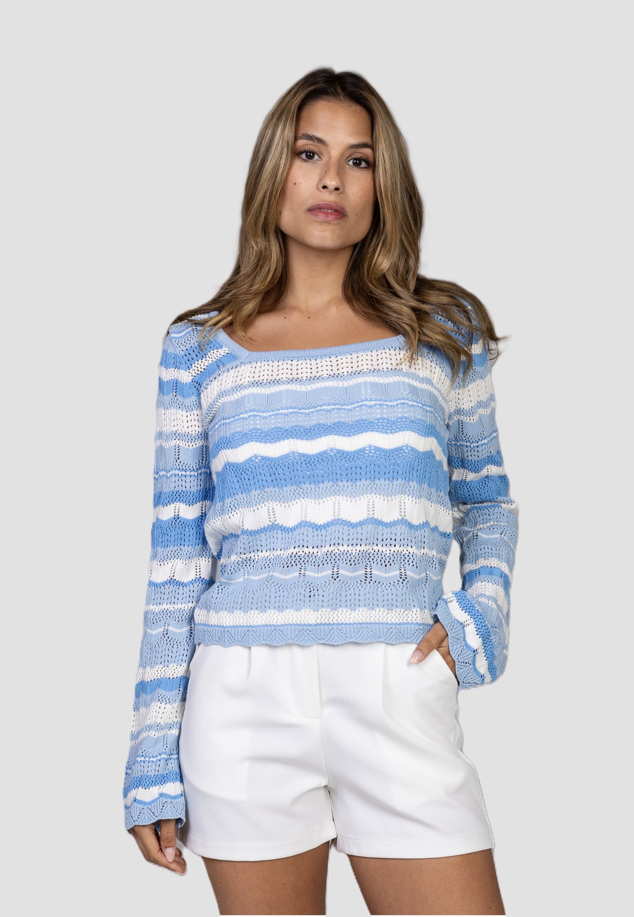 Estelou Chrochet Cardigan