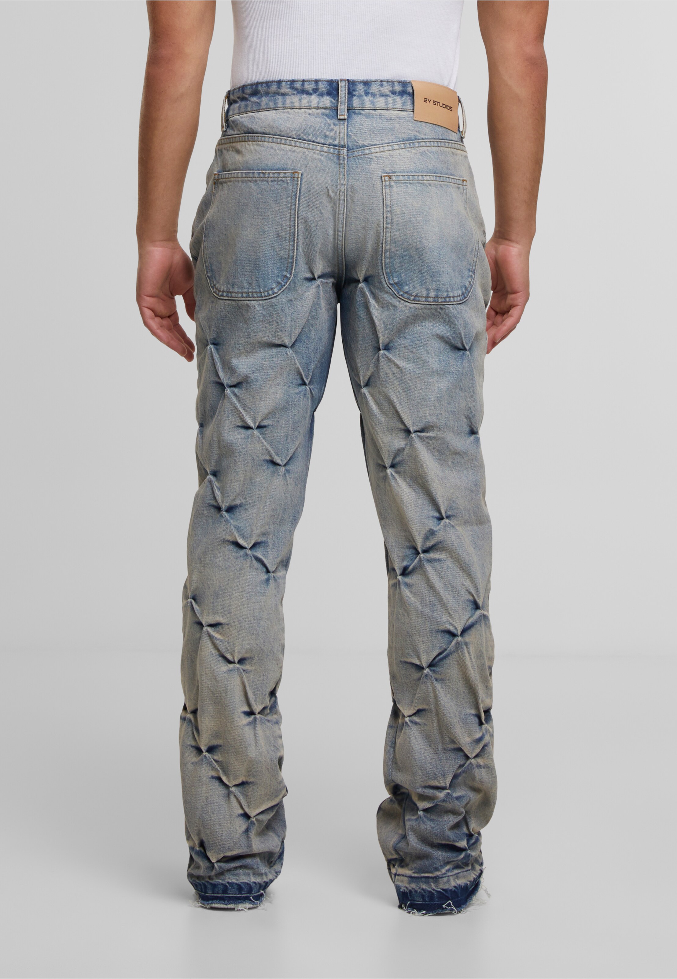 2Y Studios Lorandor Flared Fit Jeans
