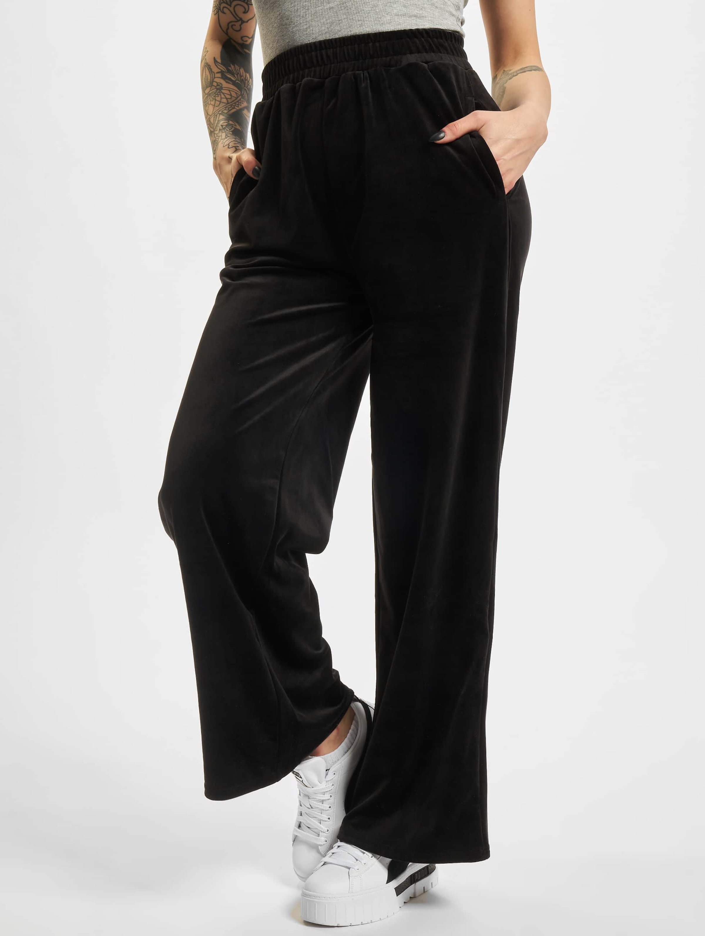Urban Classics Ladies High Waist Straight Velvet Sweatpants