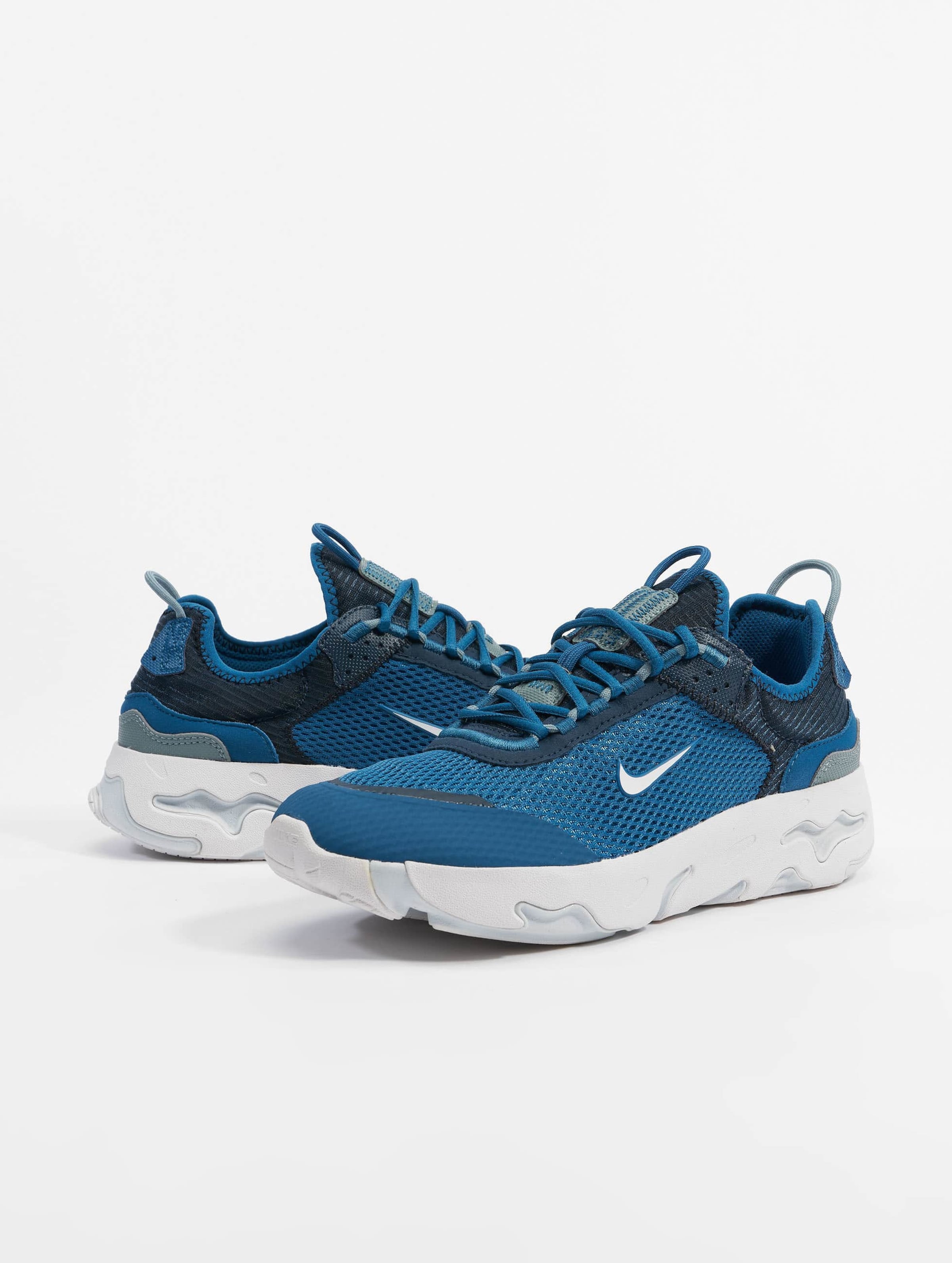 Nike React Live Sneaker