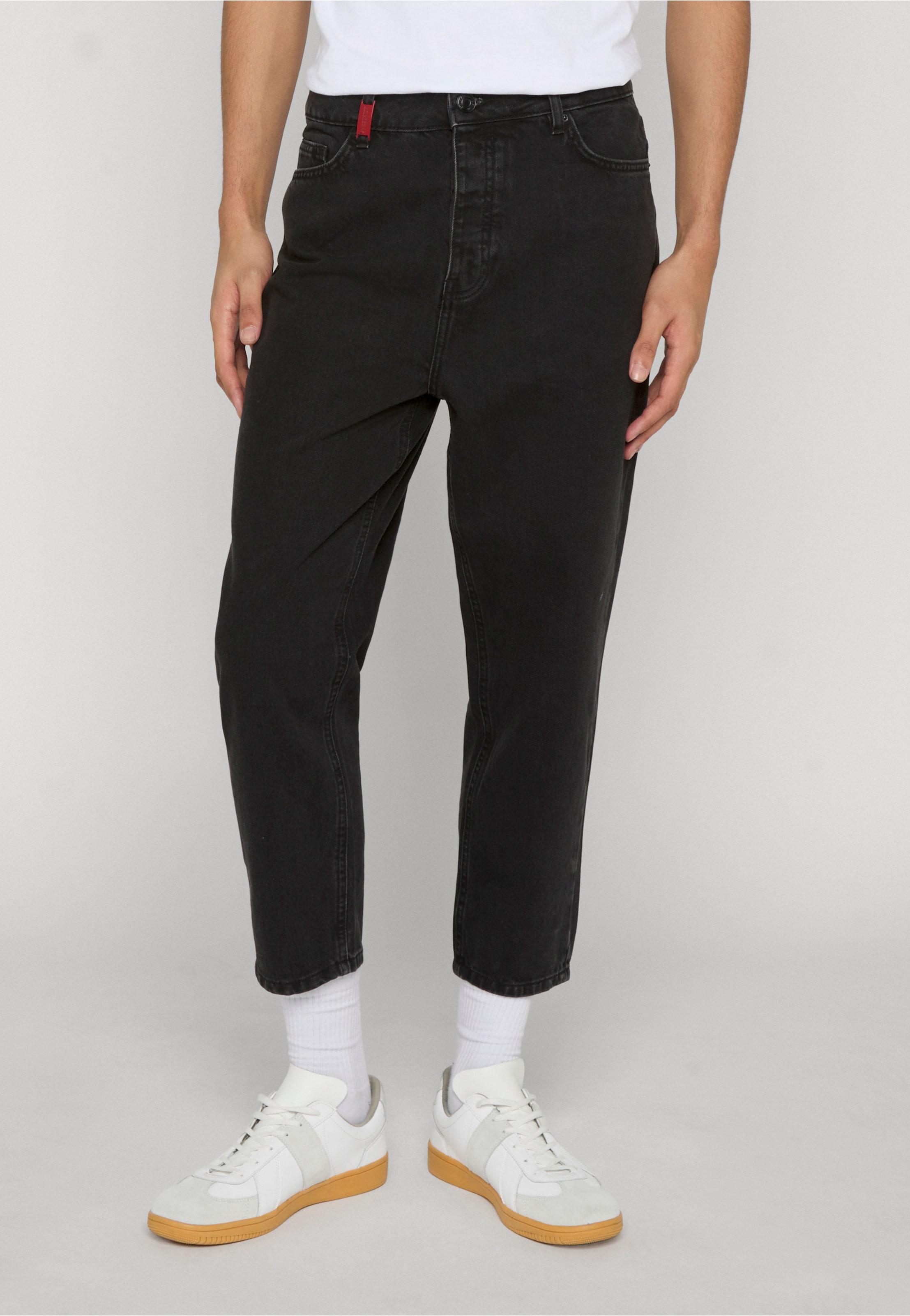 2Y Premium Basic Relaxed Denim