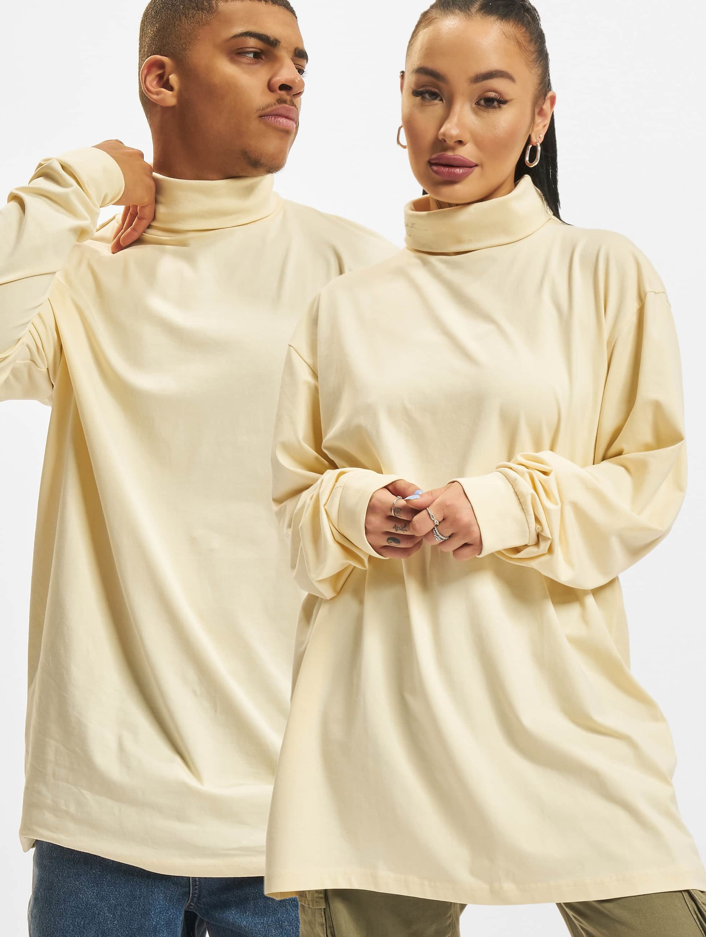 Karl Kani KU214-025-1 Small Signature Turtle Neck LS cream