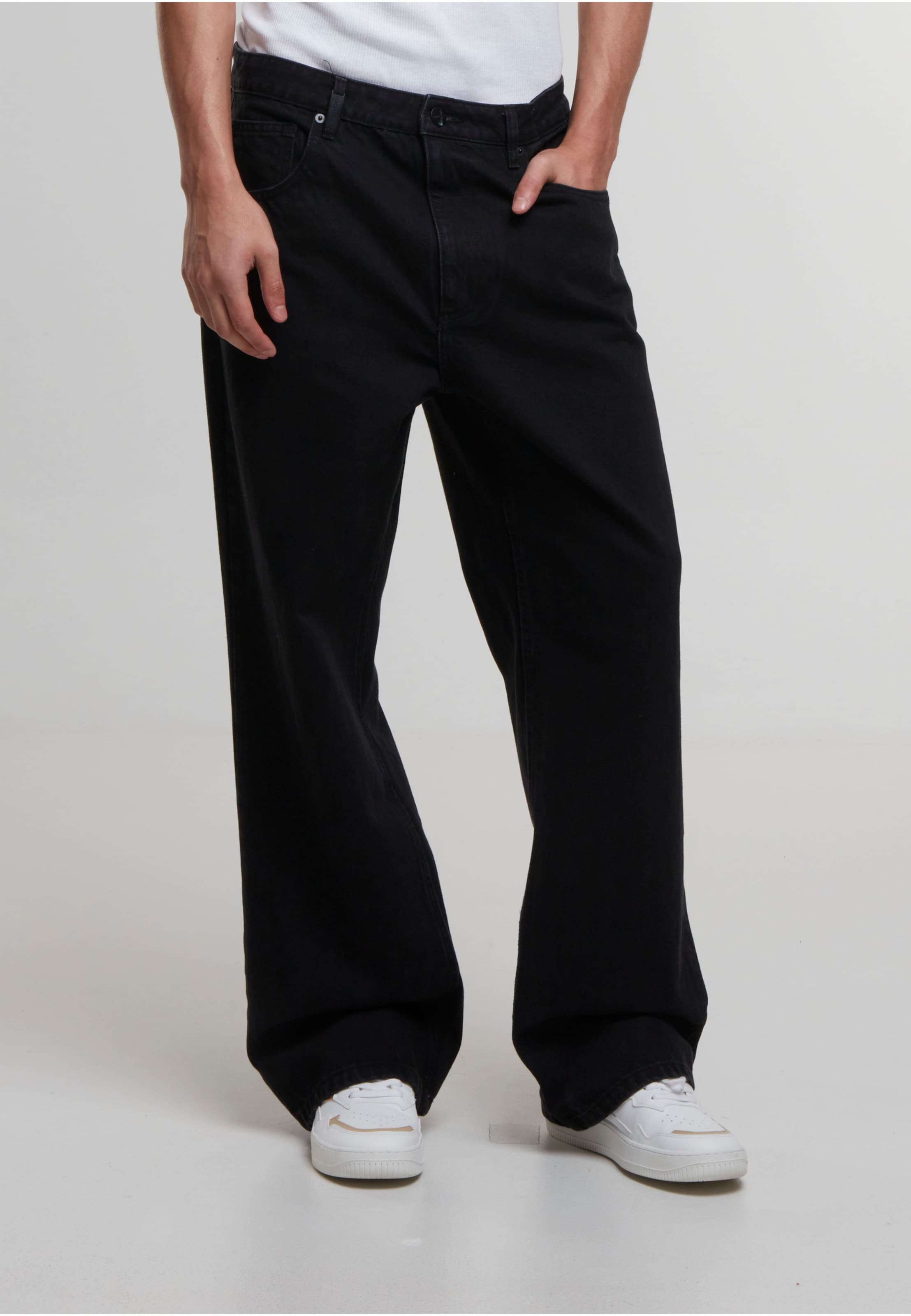 2Y Studios Adrik Basic Baggy Jeans