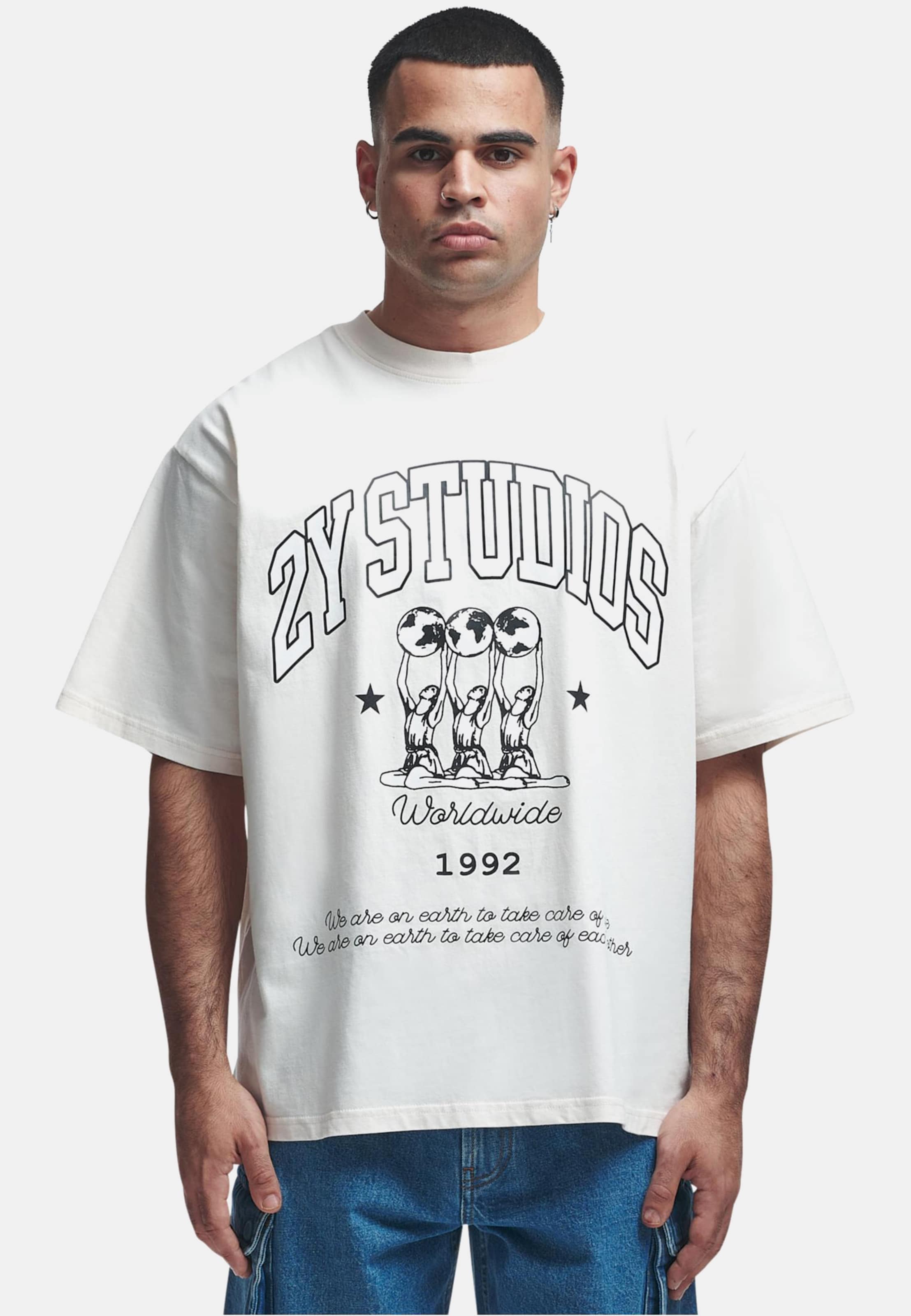 2Y Studios Globus Oversize Tee