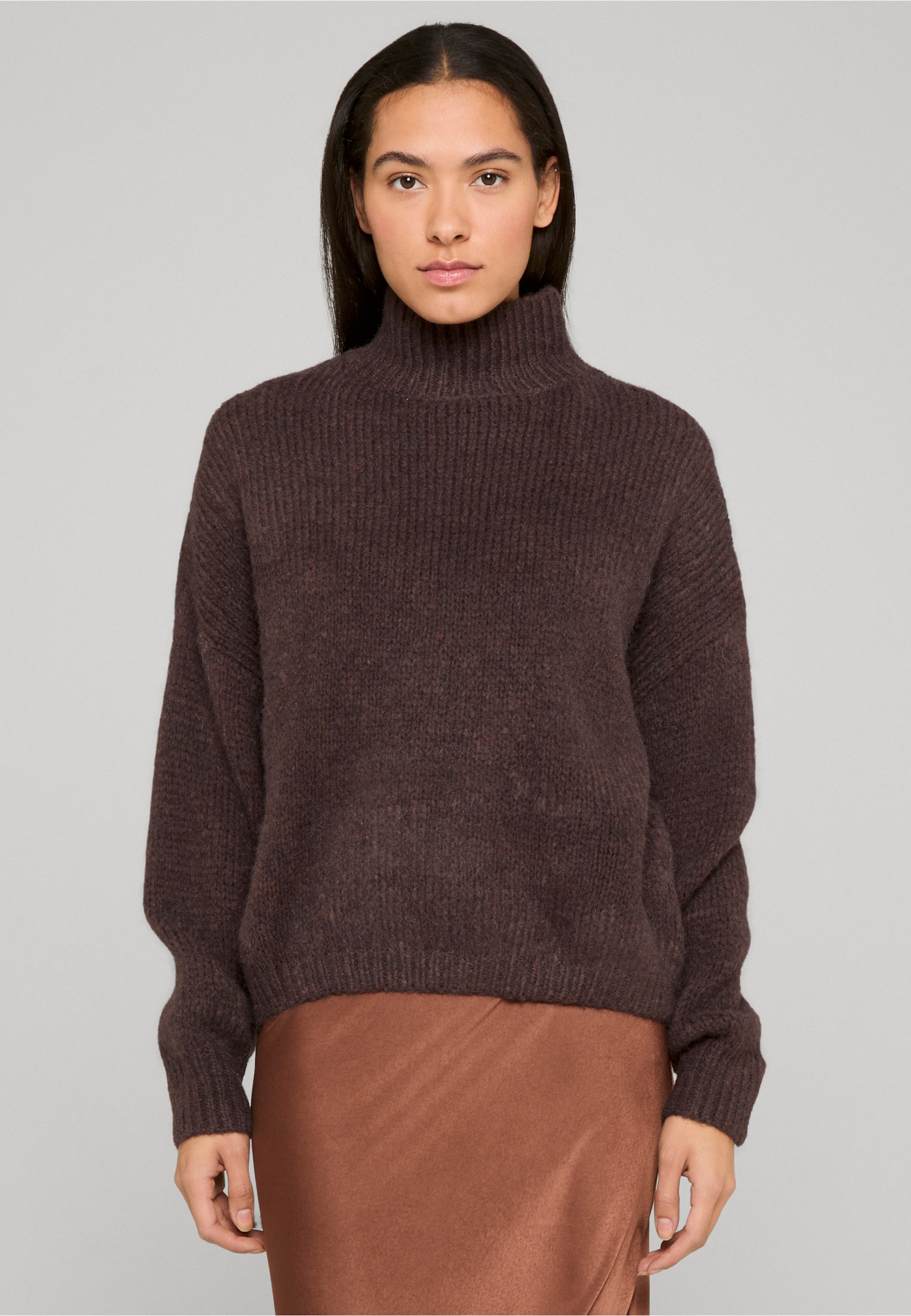 Estelou Soft touch turtleneck pullover knit
