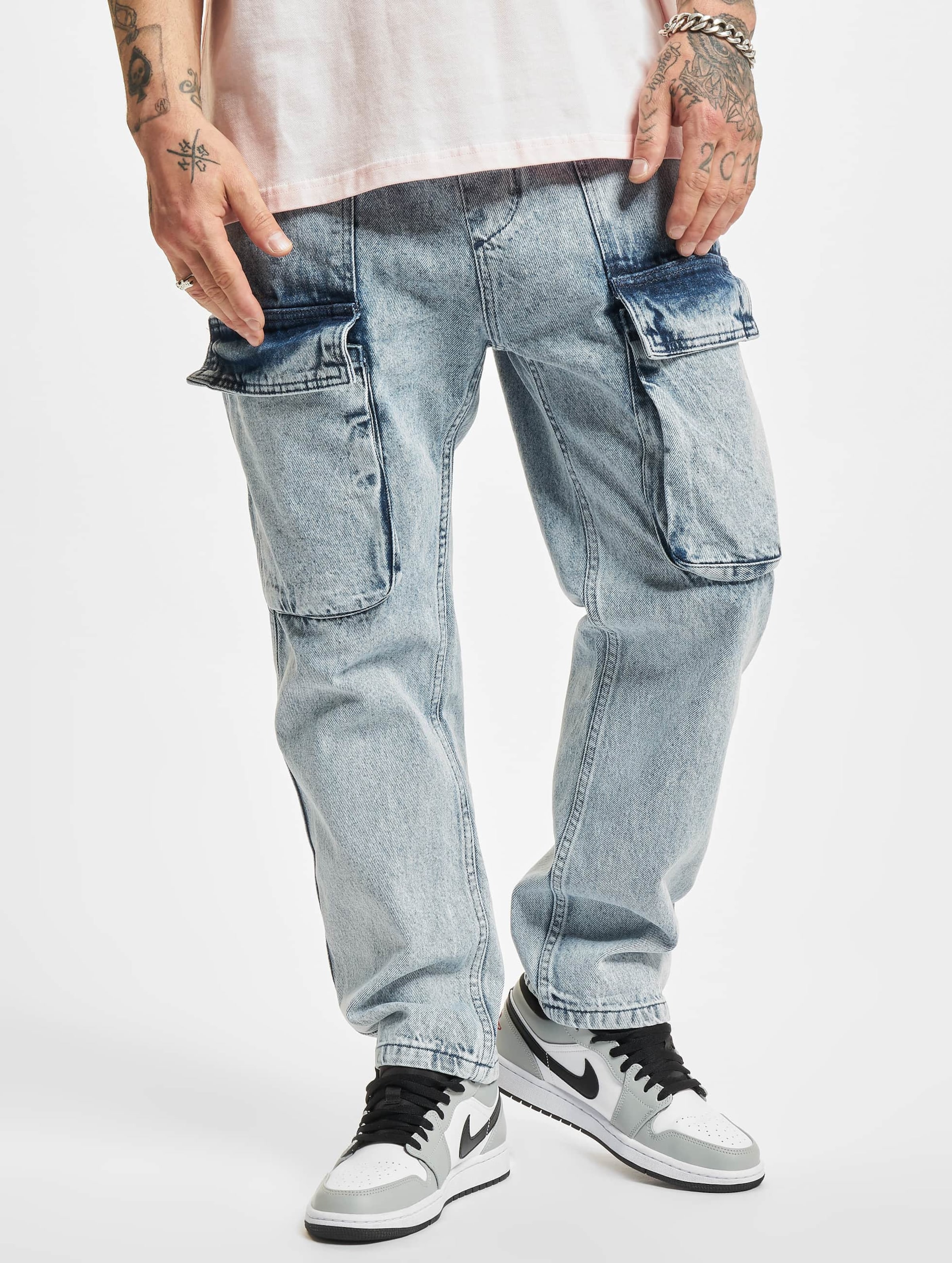 2Y Premium Henry Cargo
