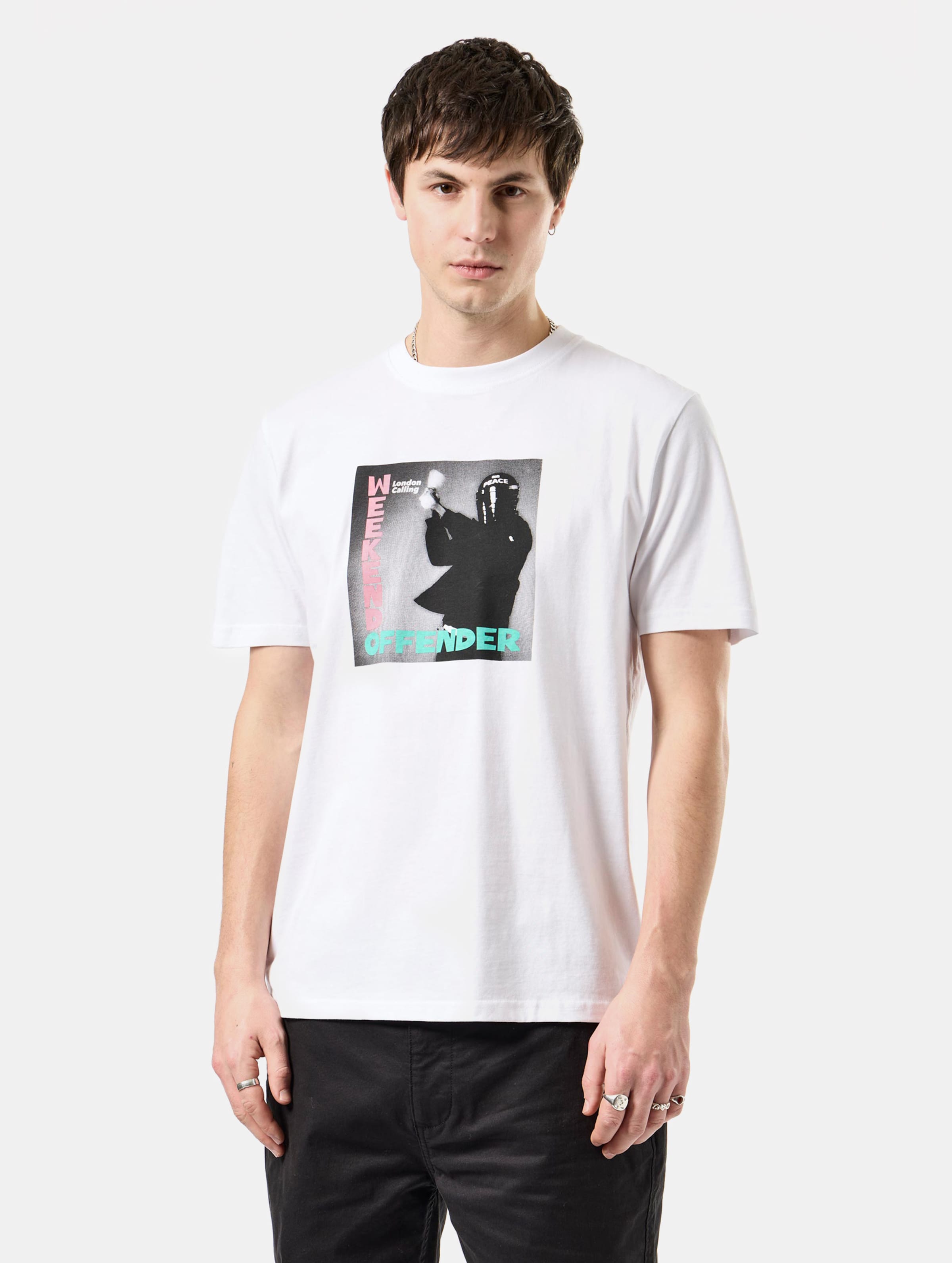 Weekend Offender LONDON CALLING GRAPHIC TEE