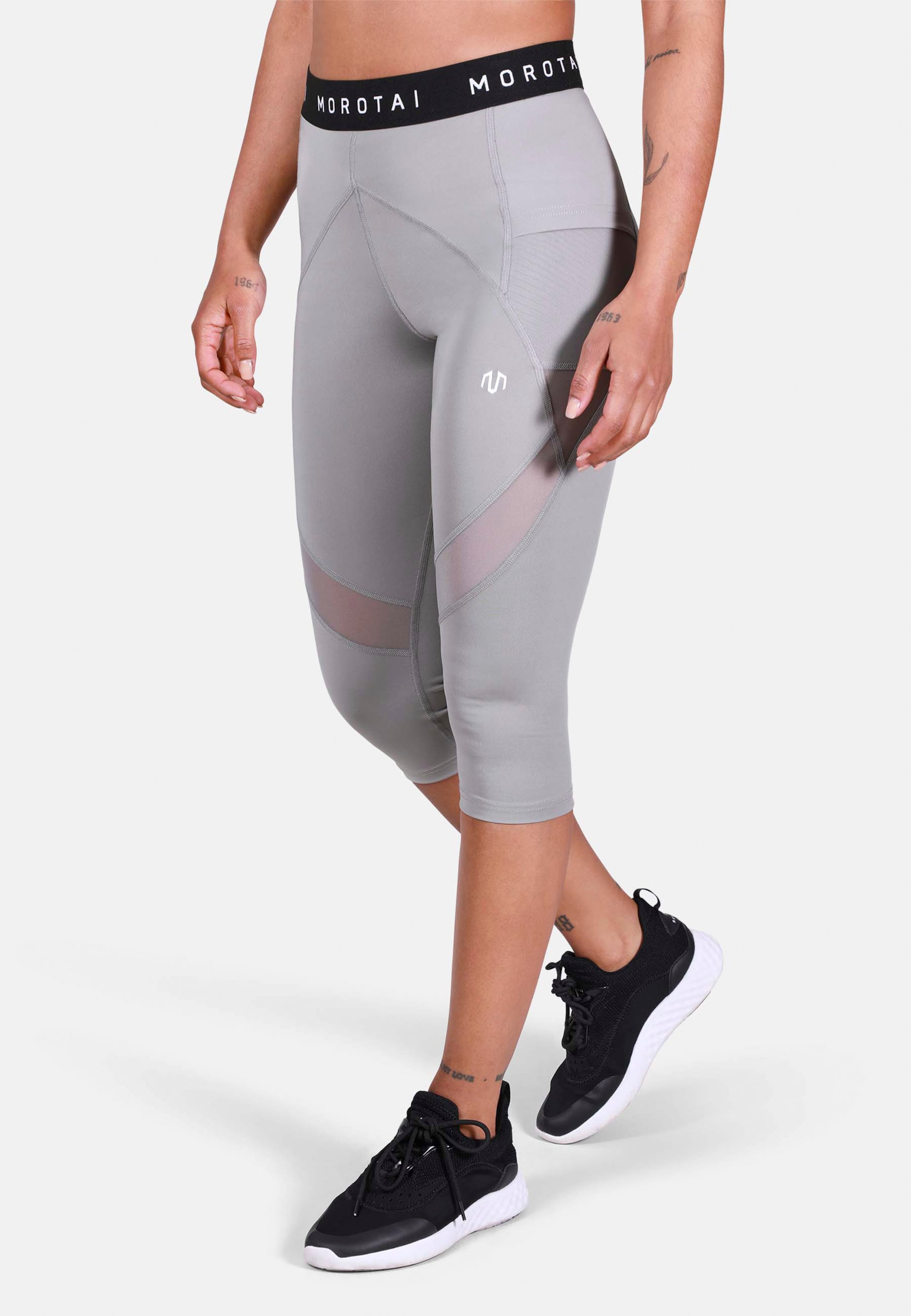 Morotai Capri Performance Tights