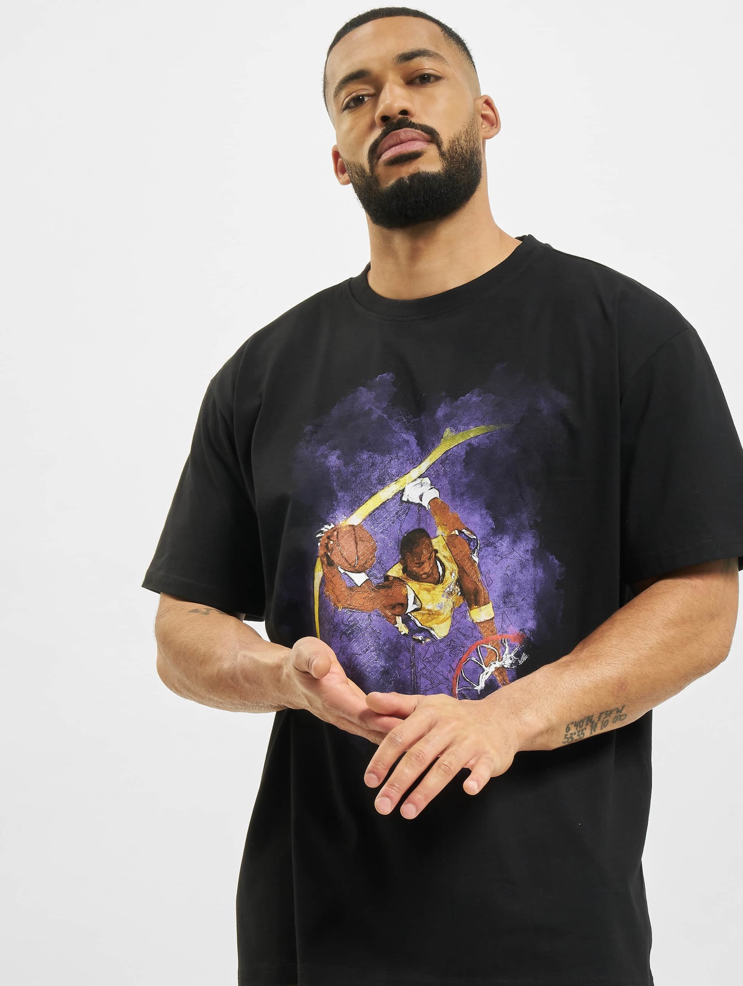 Mister Tee Upscale Basketball Clouds 2.0 Oversize