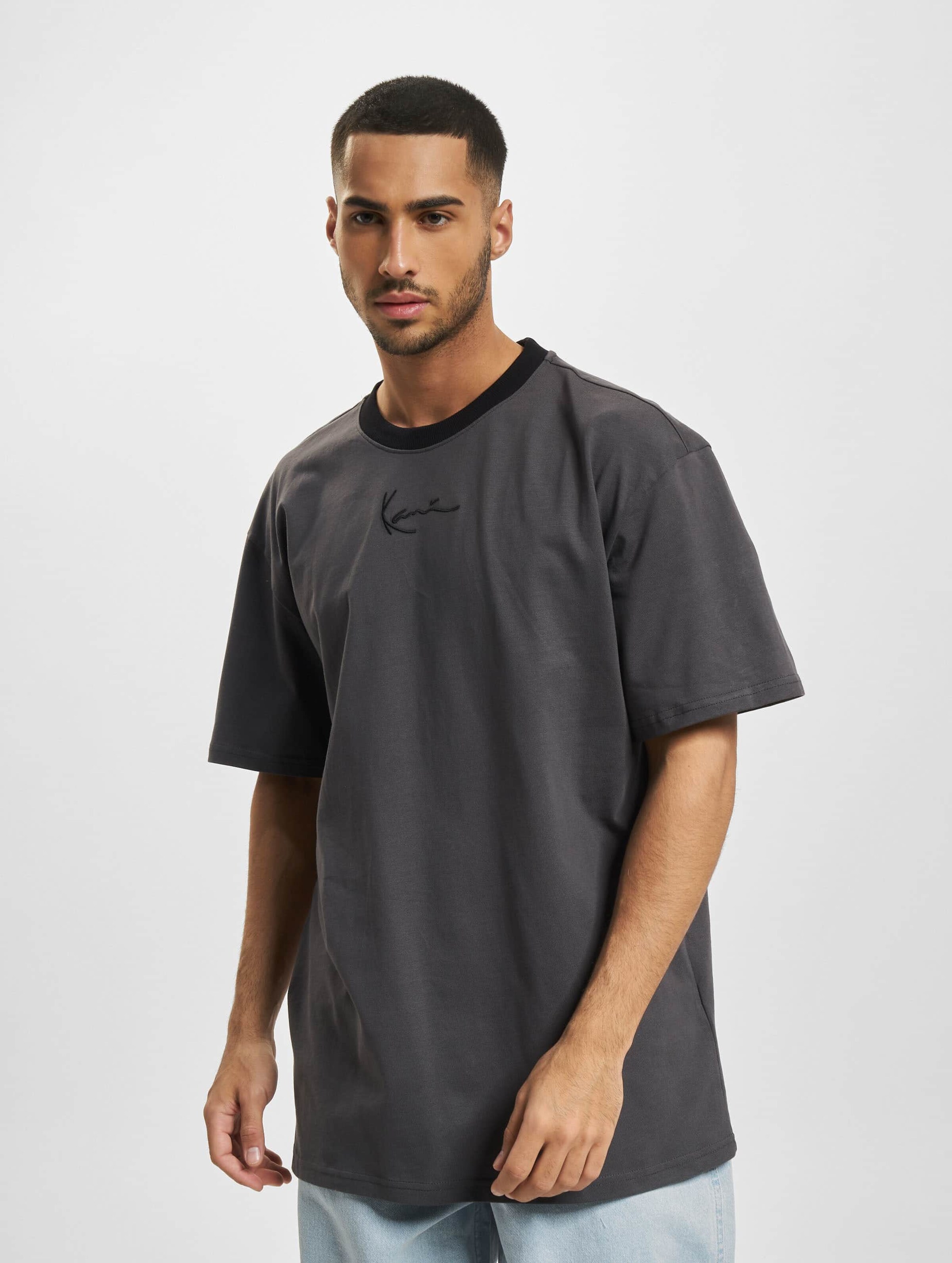 Karl Kani KK Small Signature Metaverse Block Tee