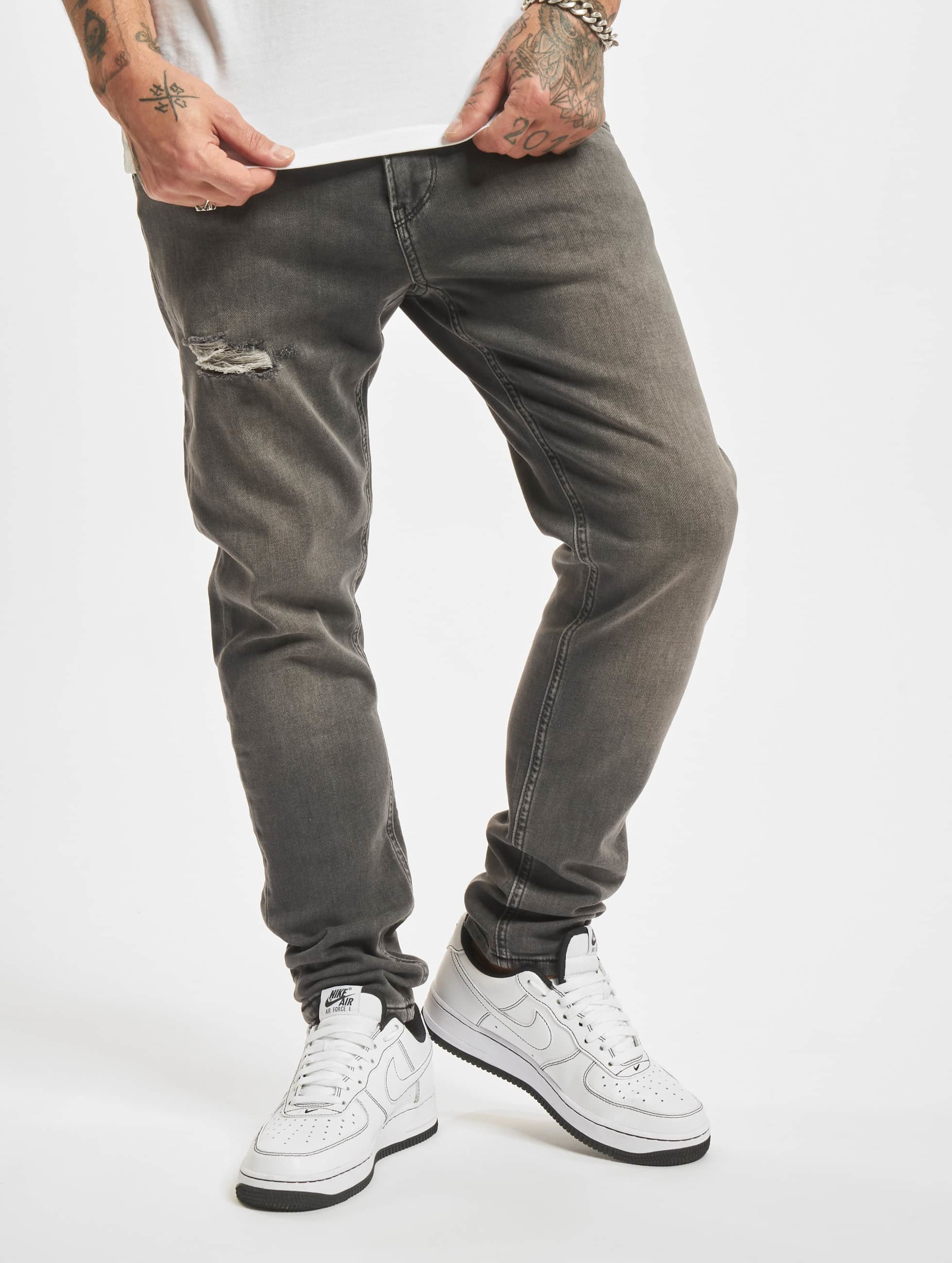 2Y Premium Destroyed Slim Fit Denim