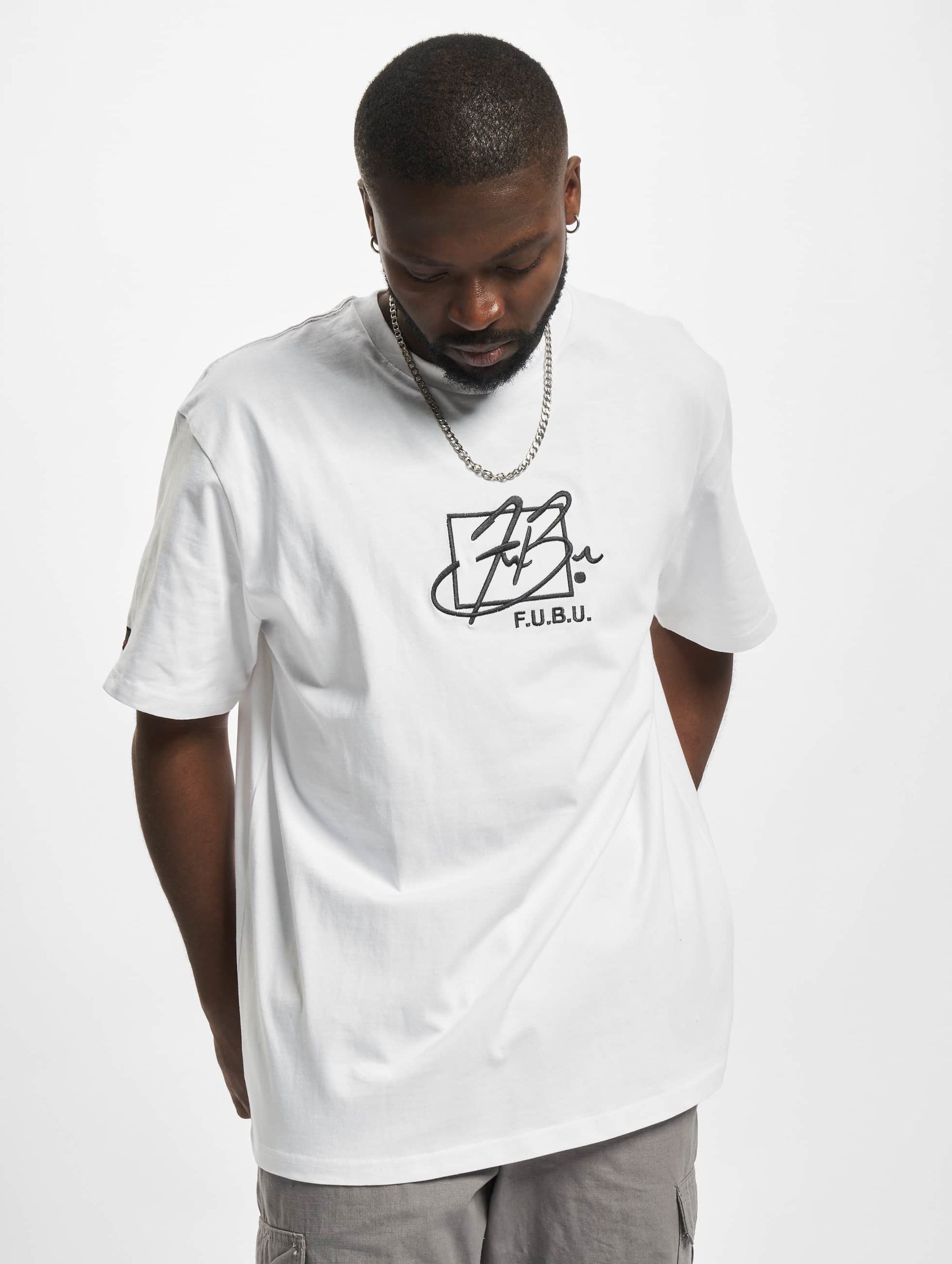 Fubu FM-TE012-002-01 Script Essential Tee white