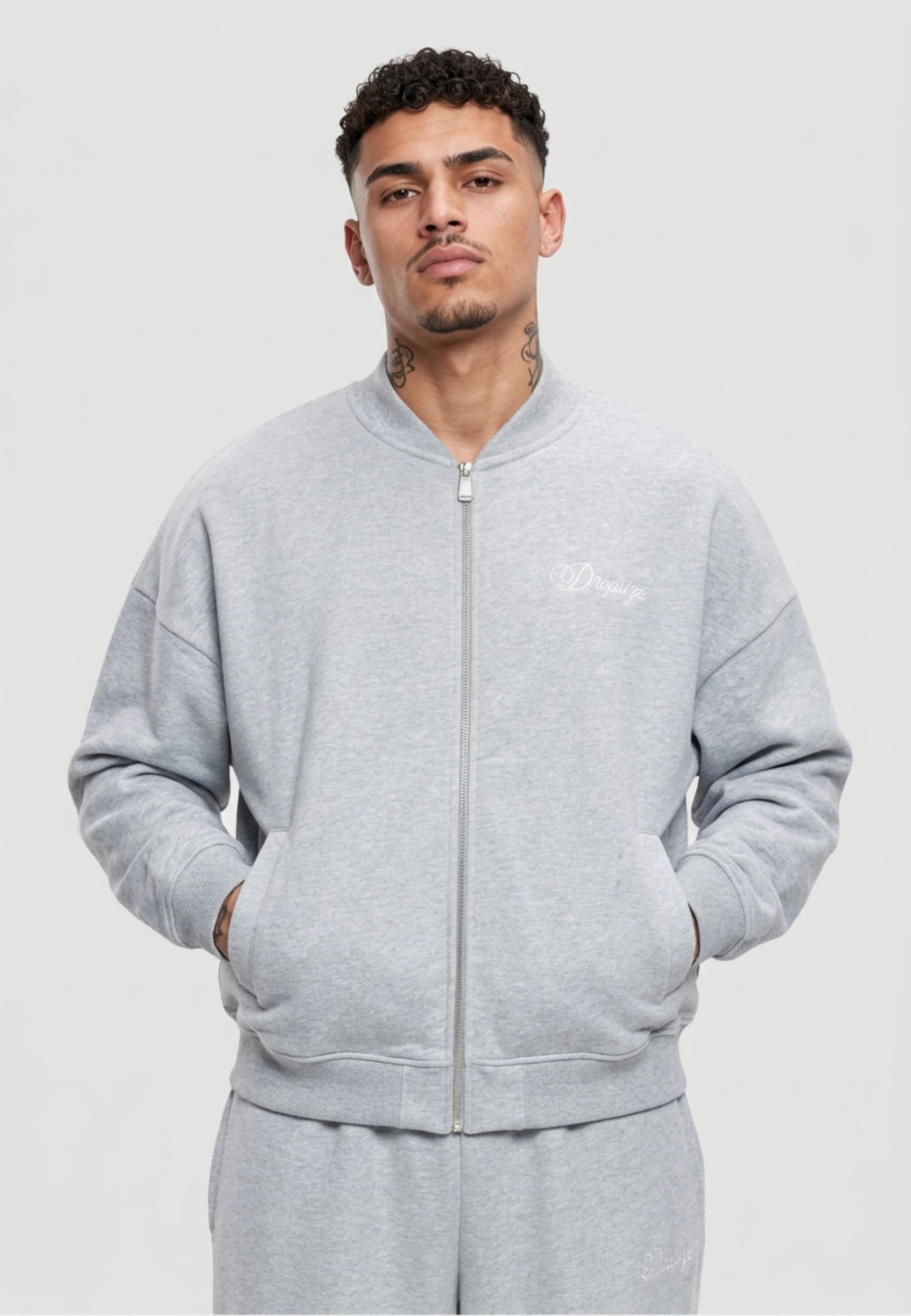 Dropsize EMBROIDERY BOMBER ZIPPER JACKET