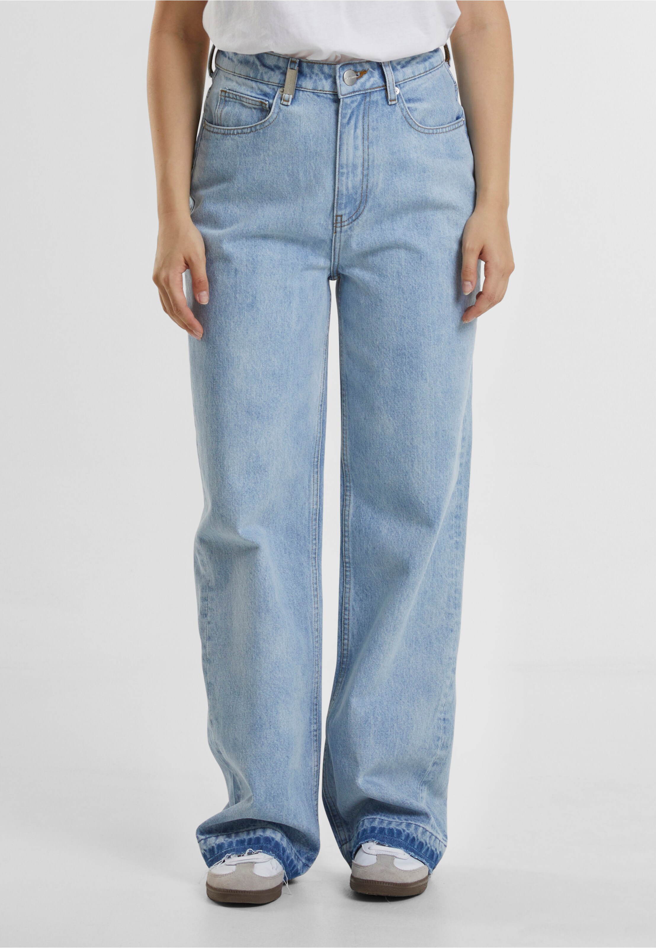 2Y Studios Vulna Open Hem Jeans
