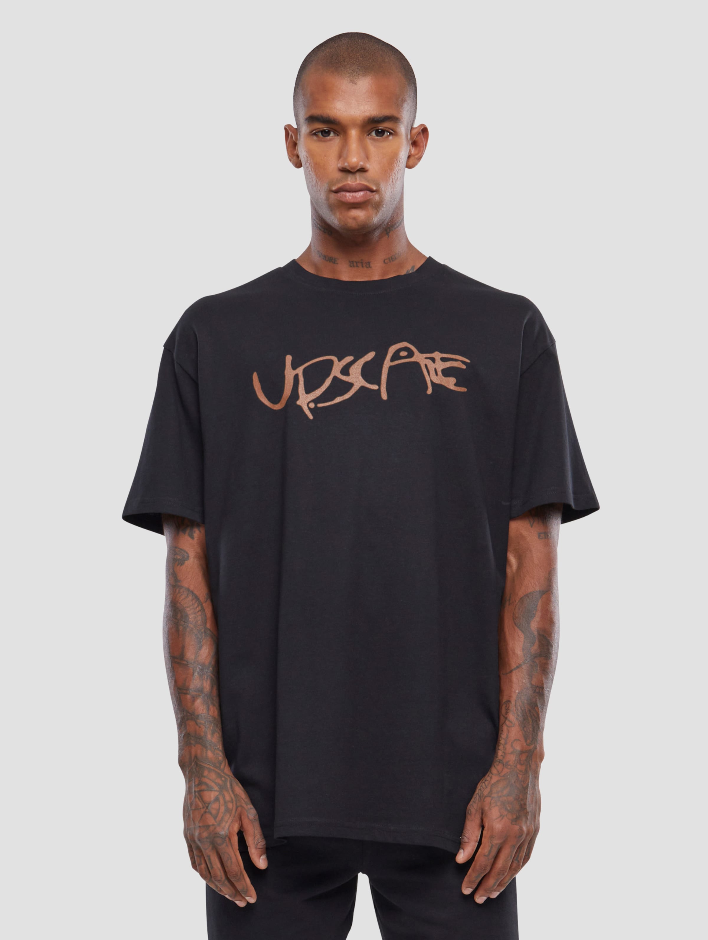 Mister Tee Upscale Giza Oversize