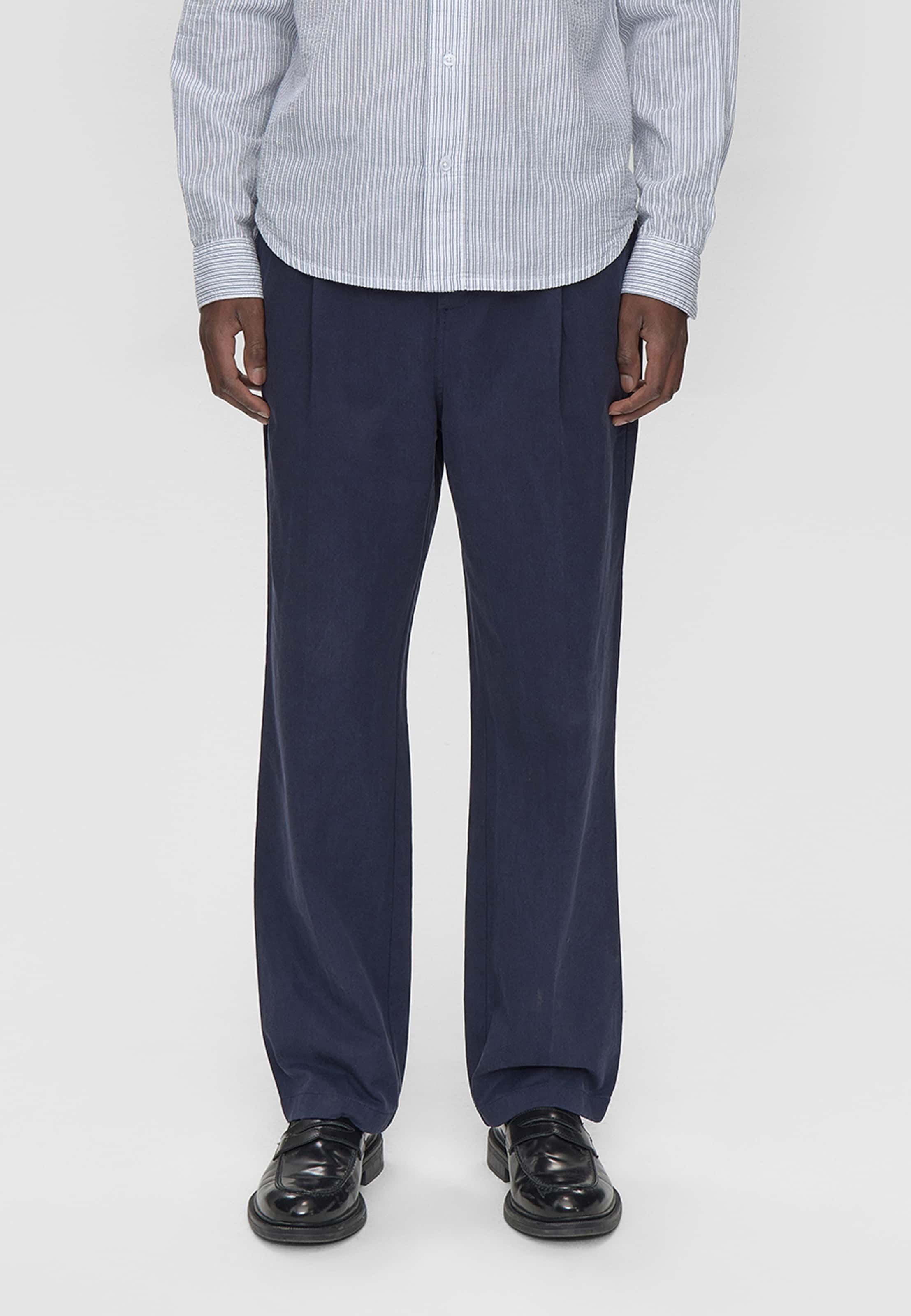 Minimum Tucker pants