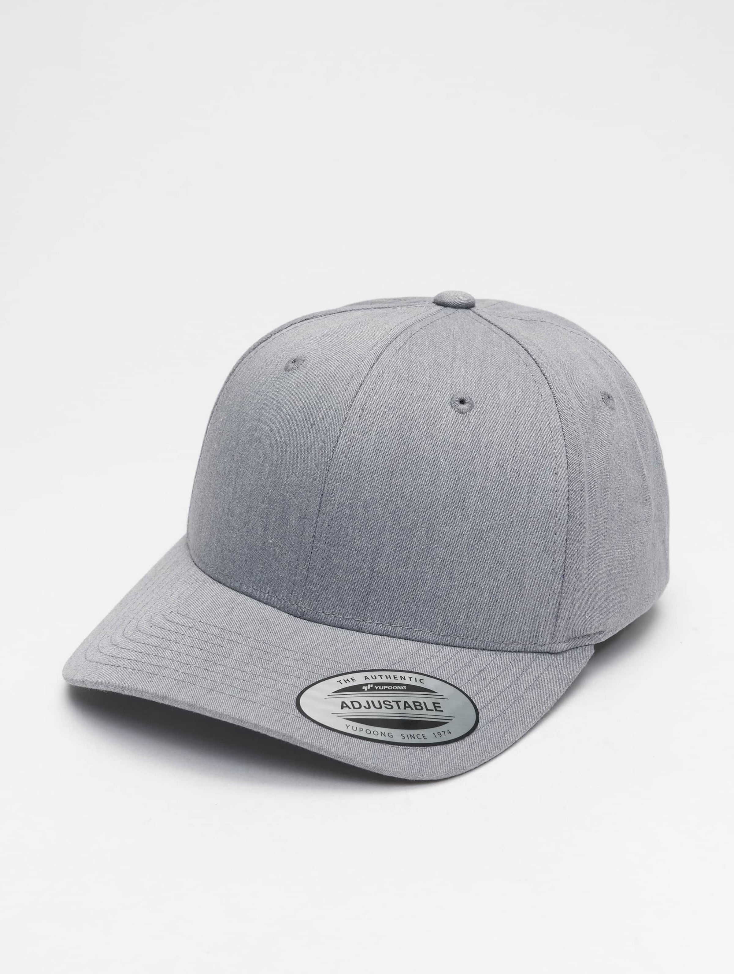 Flexfit Curved Classic Snapback