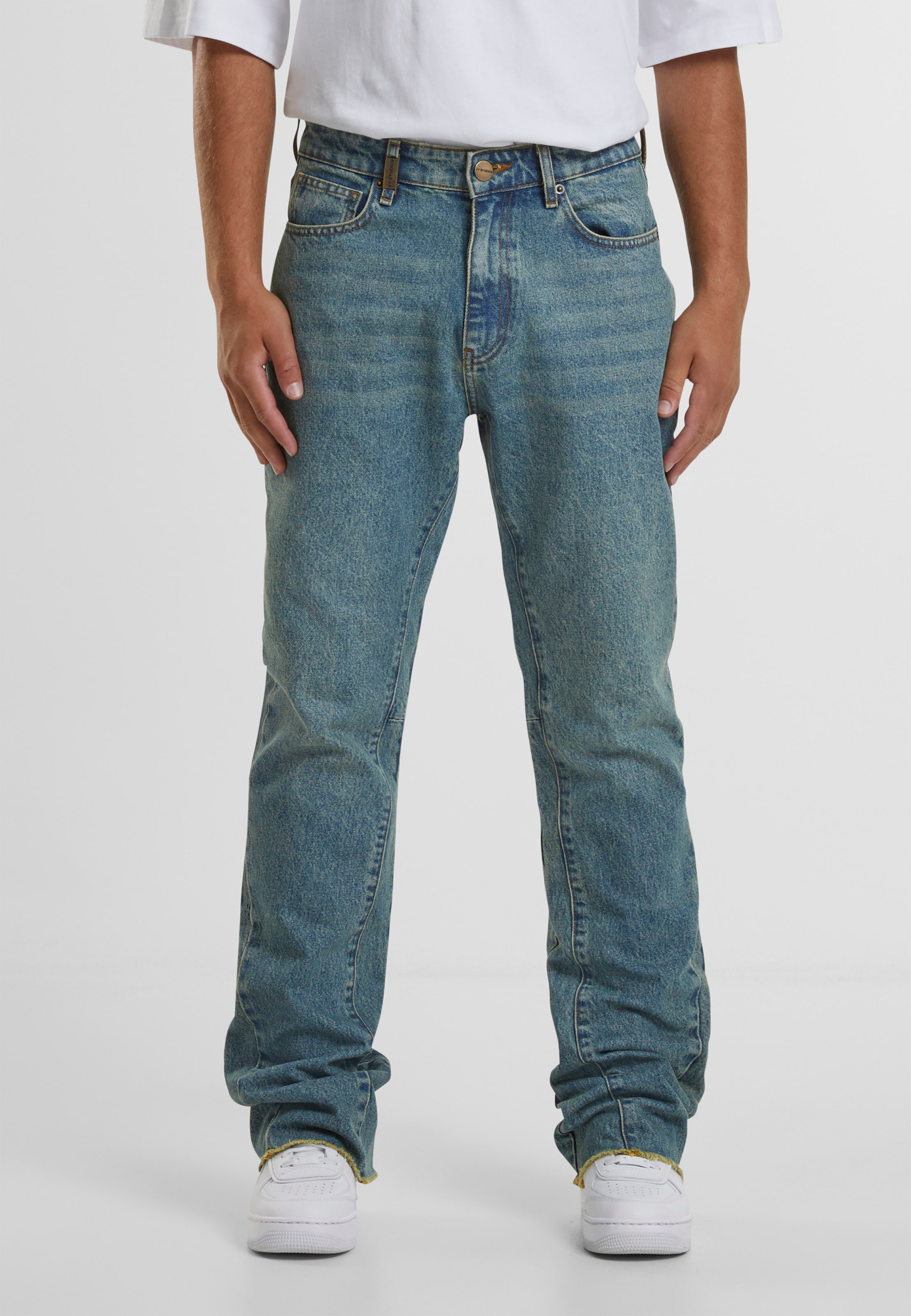 2Y Studios Milu Flared Basic Jeans