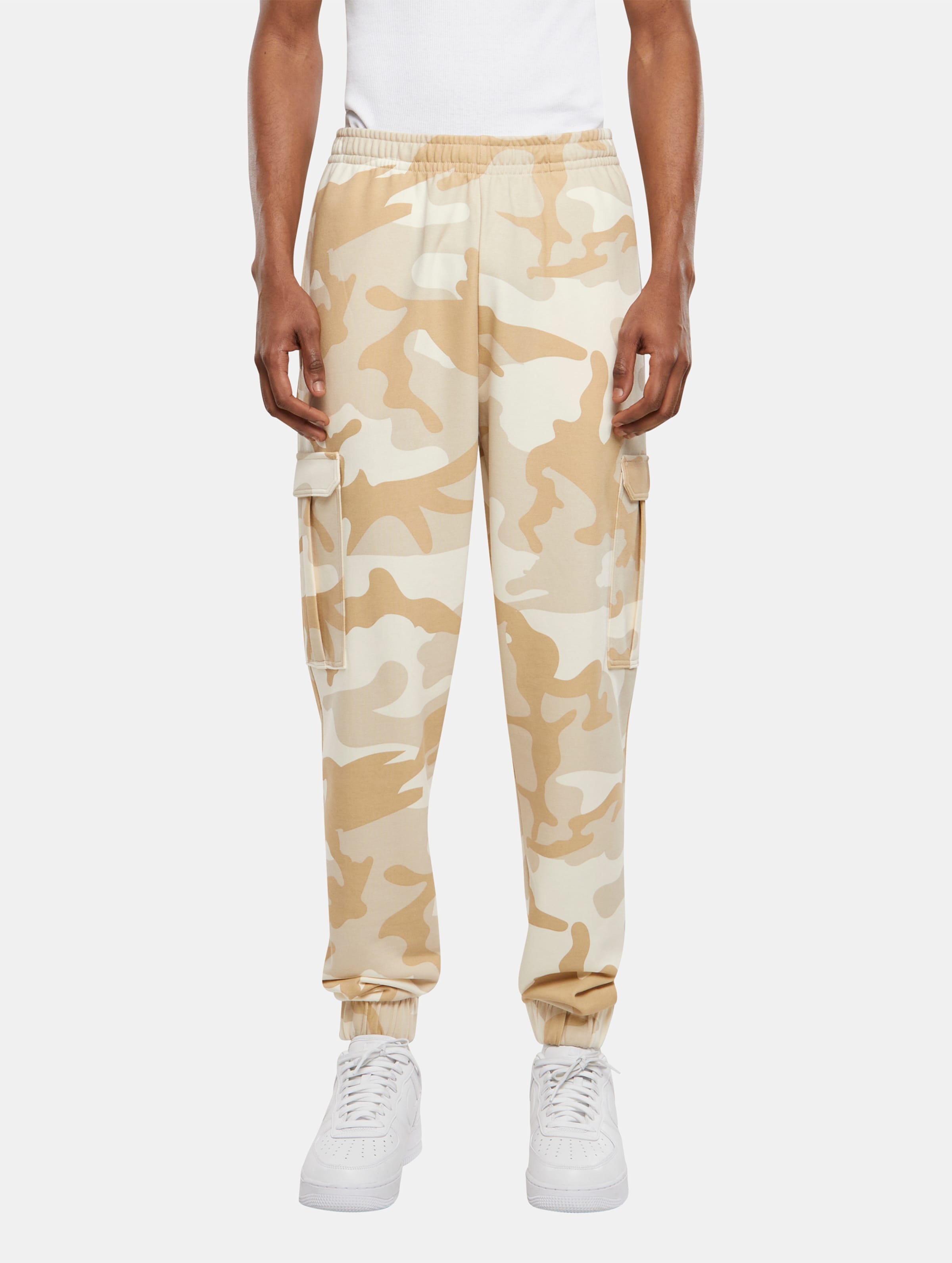 Urban Classics Wide Camo Cargo Jogginghose