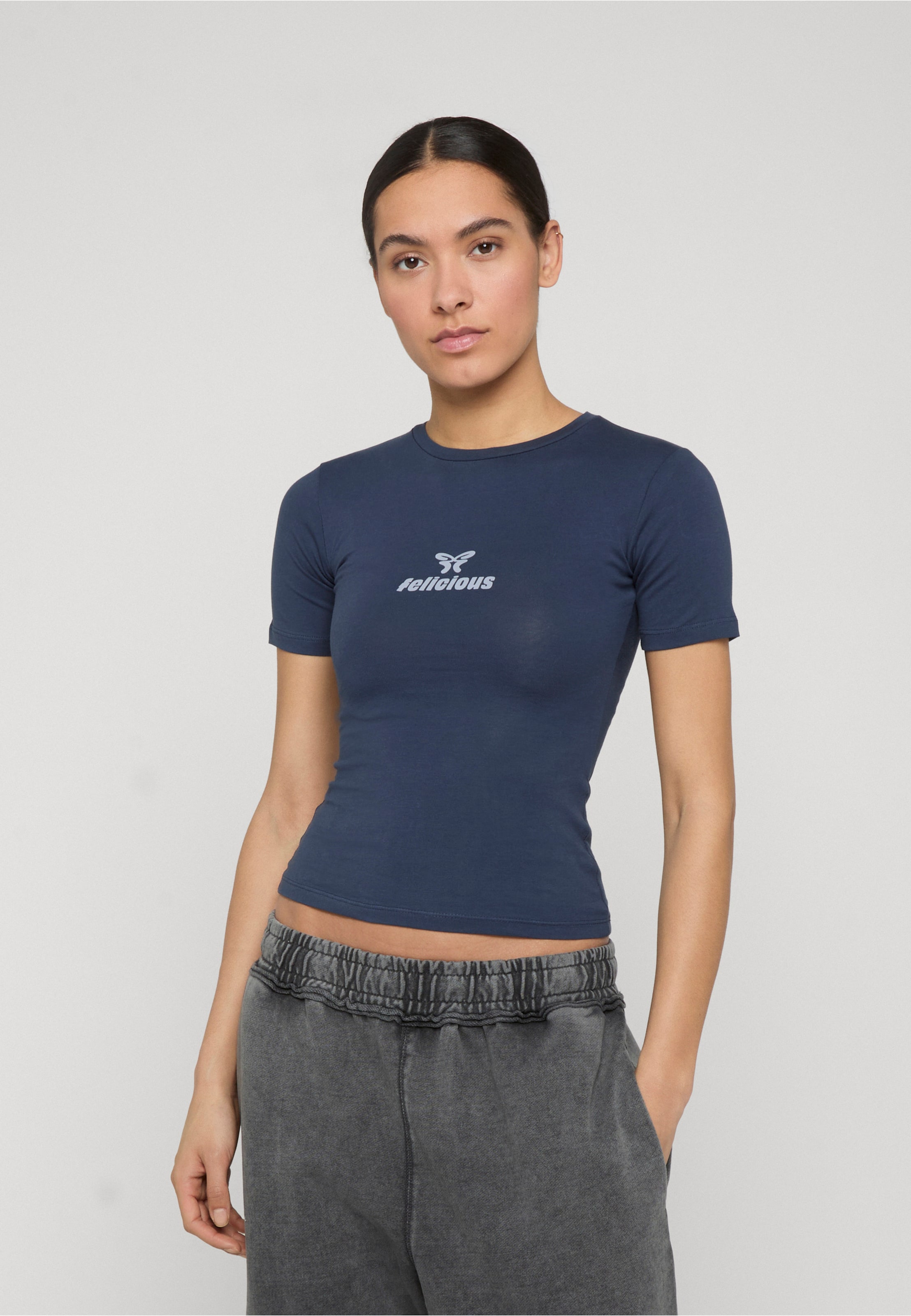 Felicious BASIC Tight Logo T-Shirt