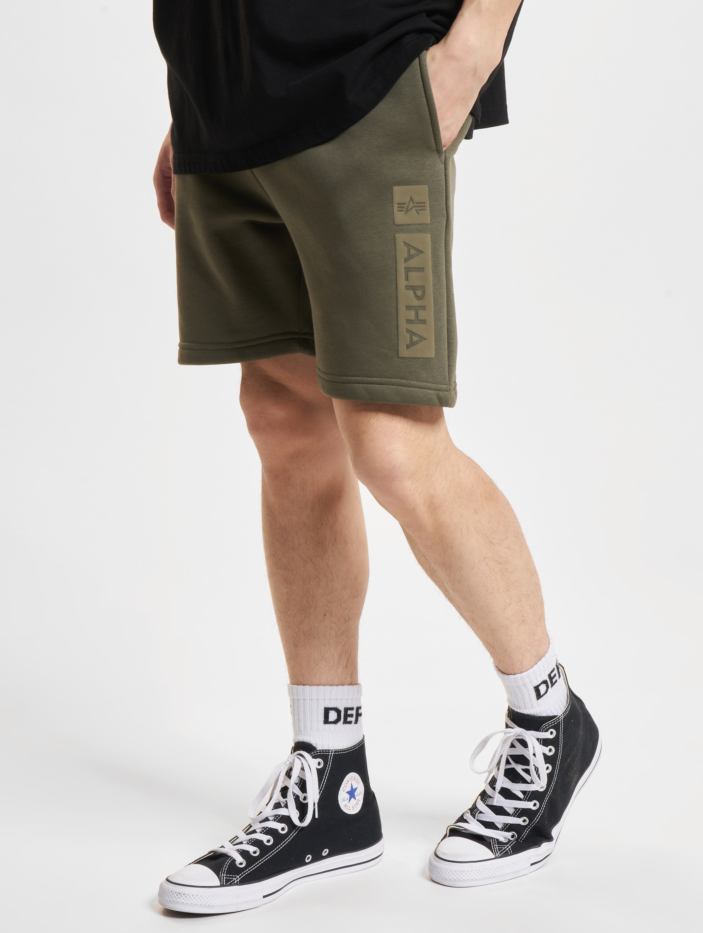 Alpha Industries Puff Print Short