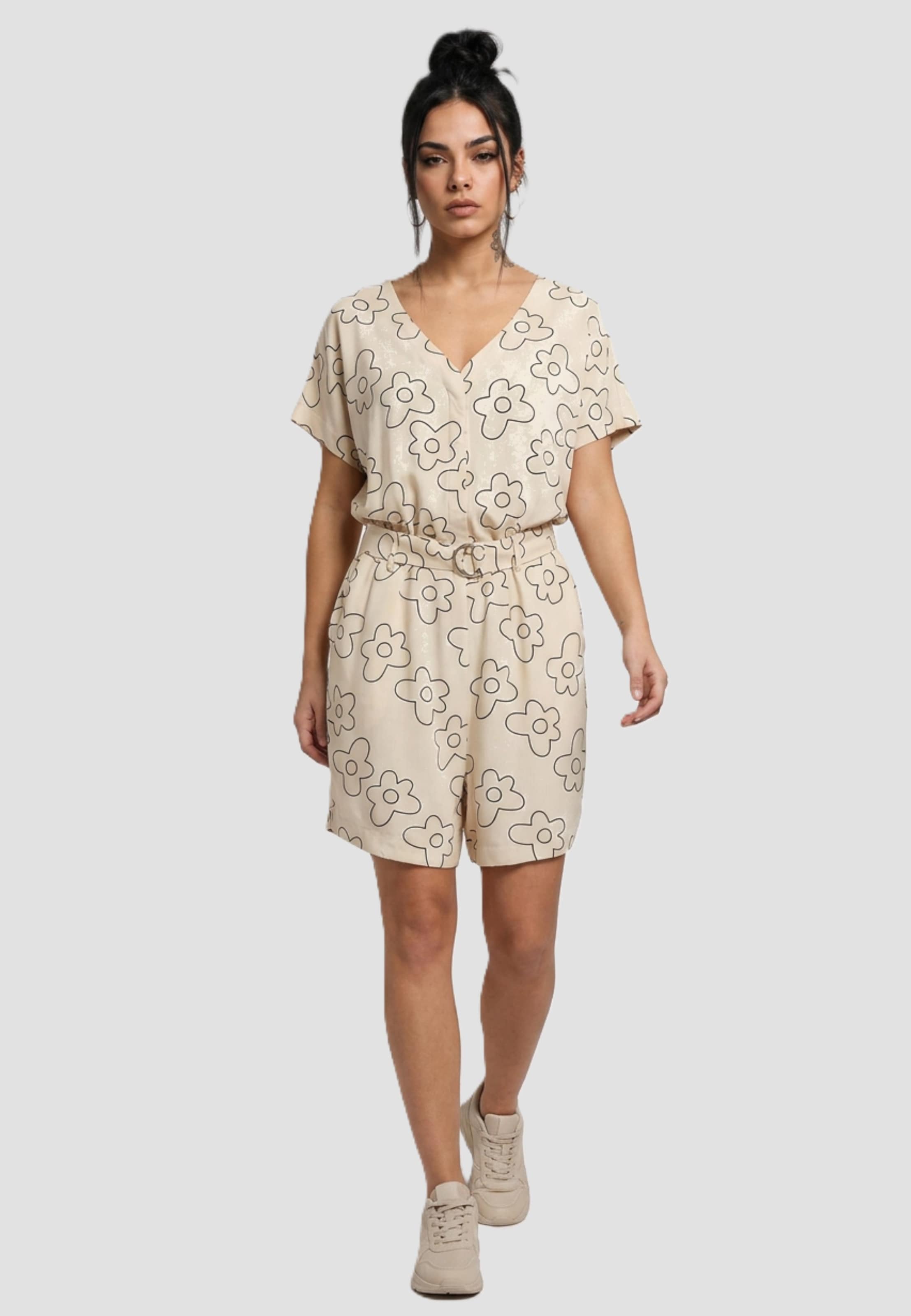 Urban Classics Ladies Short Viscose Belt Jumpsuit