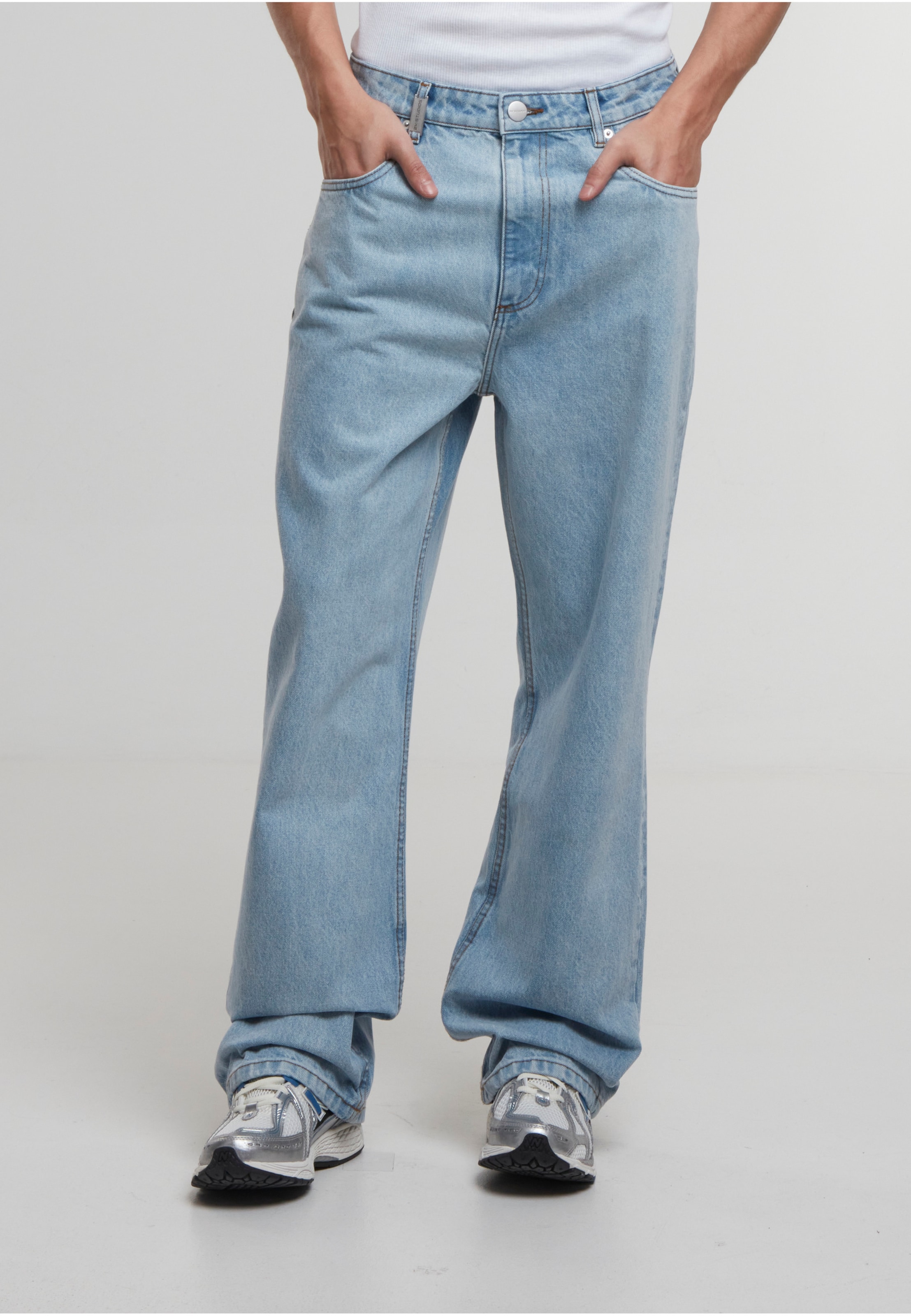 2Y Studios Adrik Basic Baggy Jeans