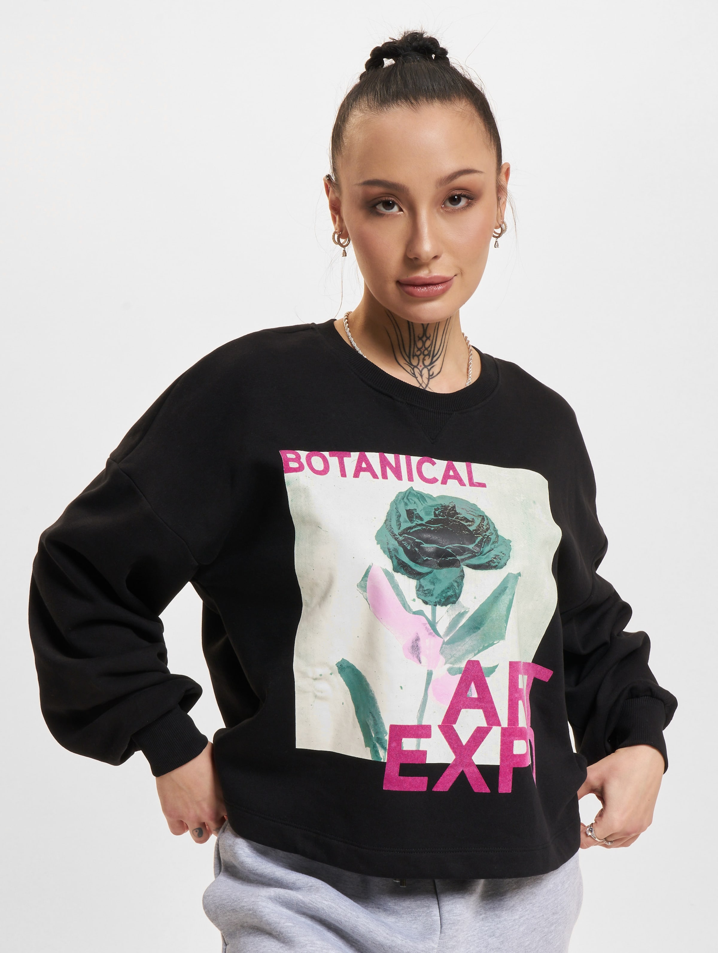 Only Pixas L/S Grow O-Neck Box Swt