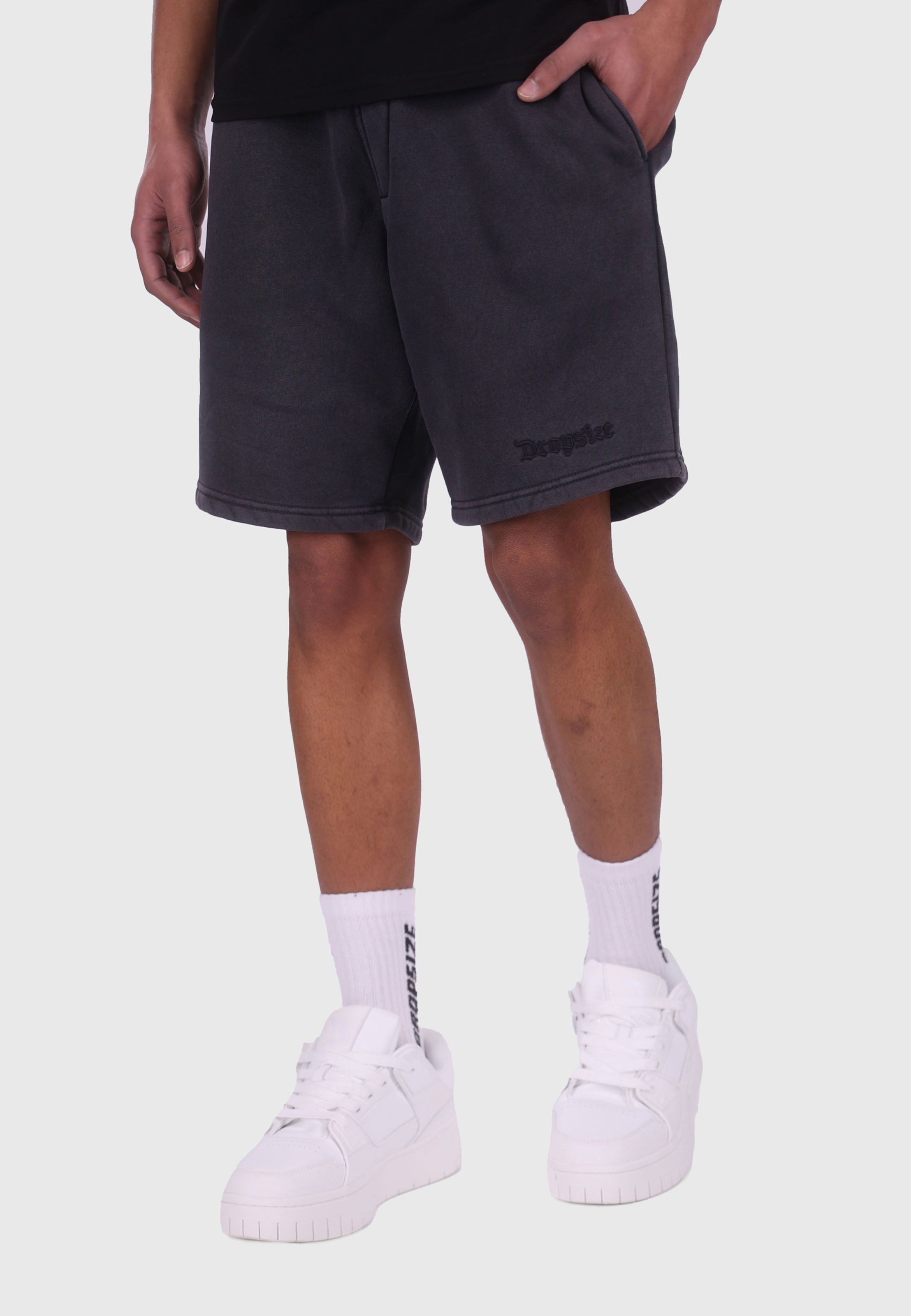Dropsize HEAVY EMBO SWEAT SHORTS