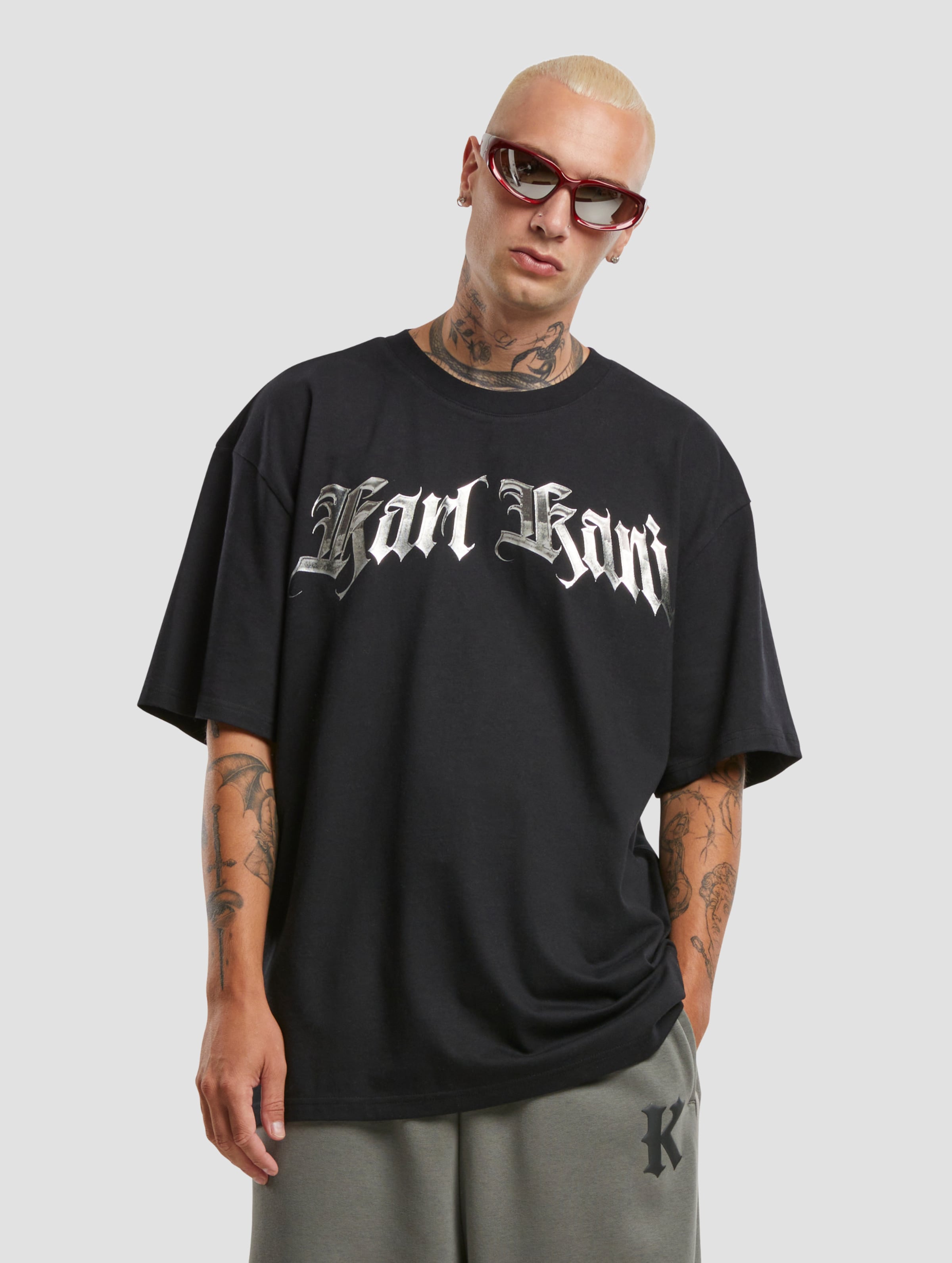 Karl Kani Old English Chrome T-Shirt