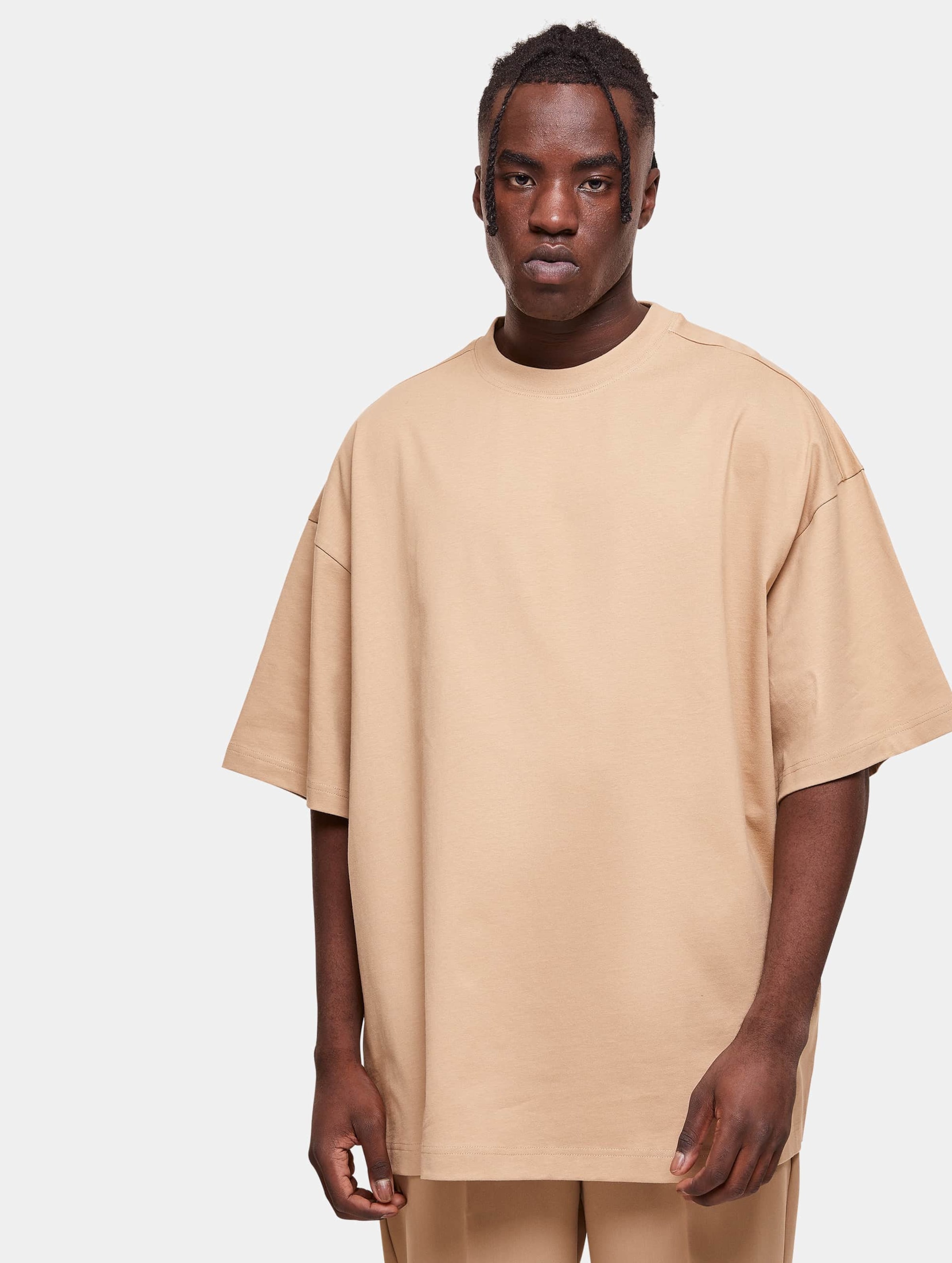 Urban Classics Huge Tee