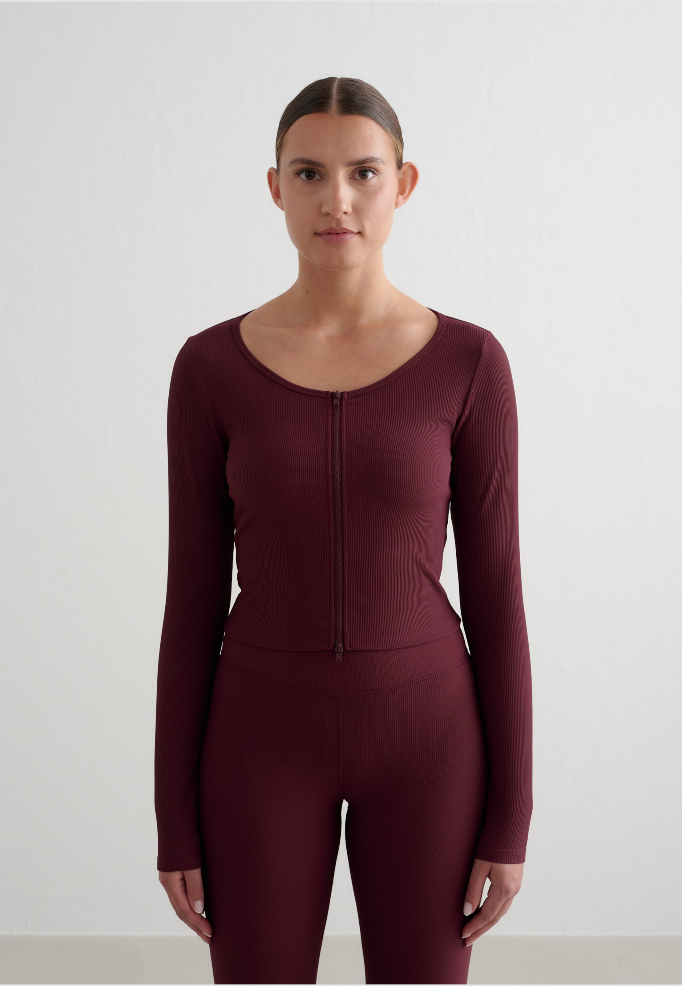aimn Cherry Ribbed Performance Zipped Cardigan