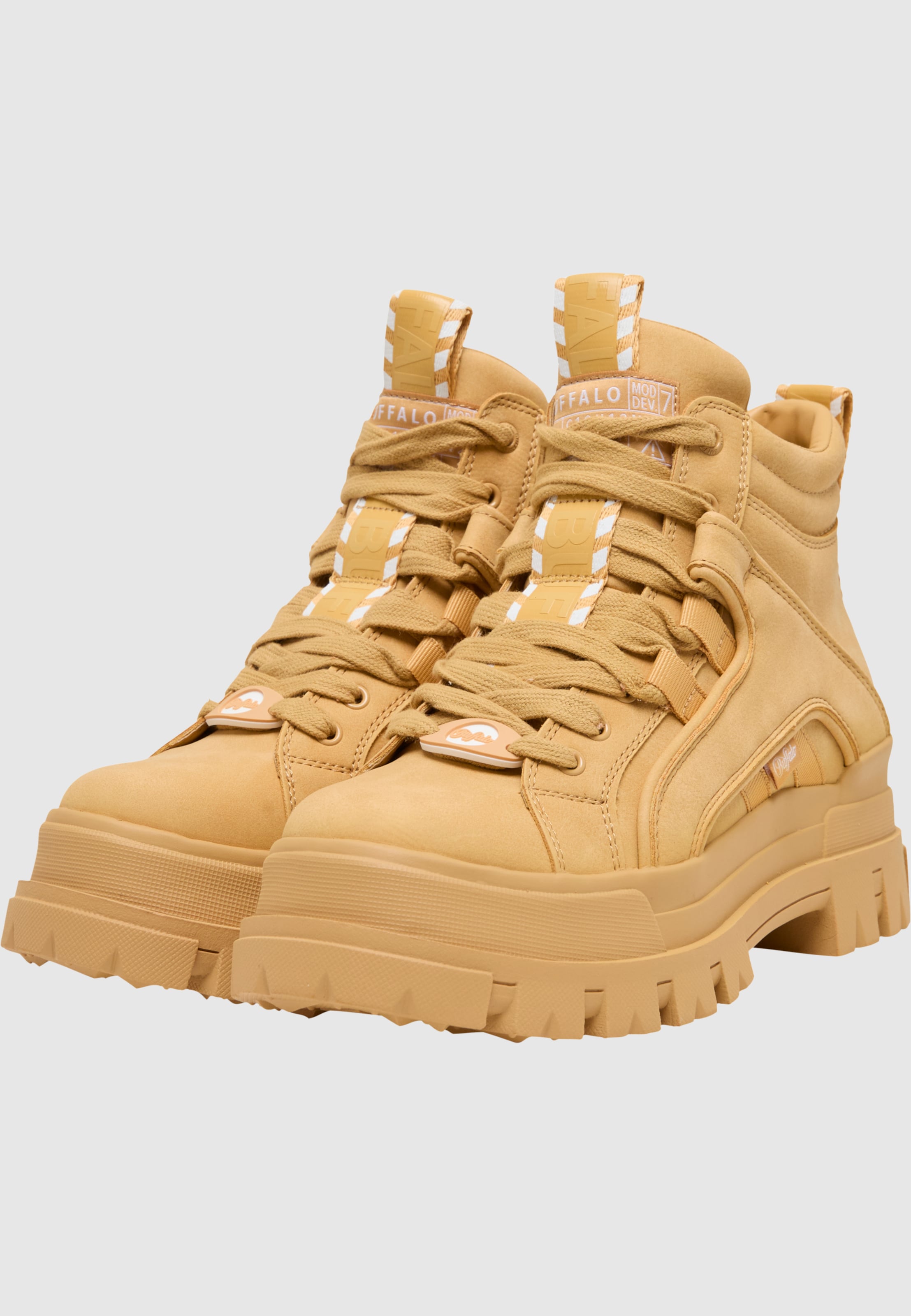 Buffalo ASPHA NC MID - VEGAN NUBUCK