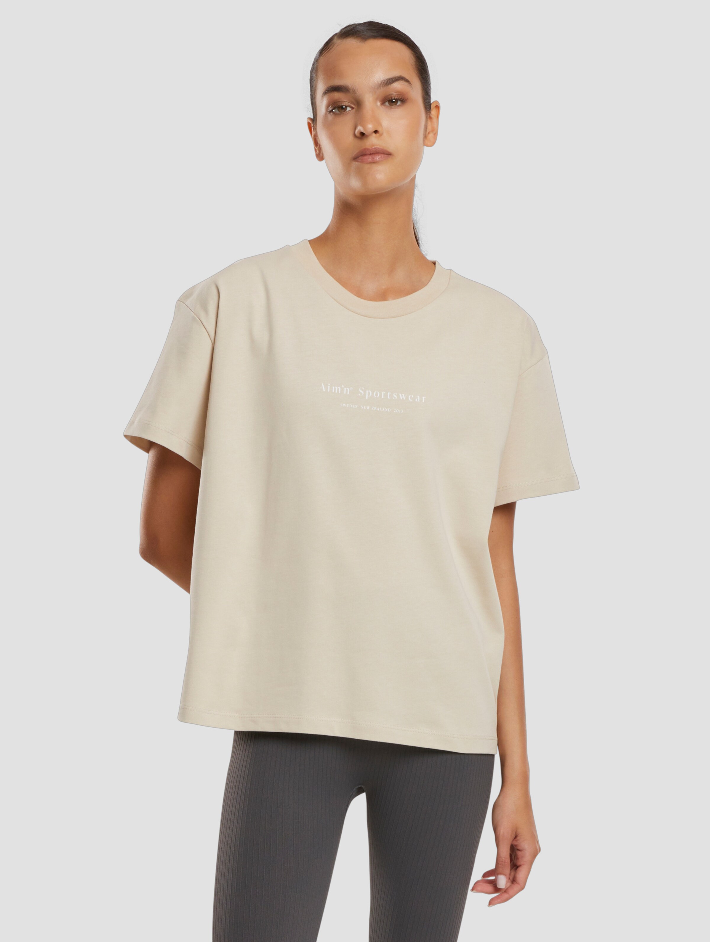 aim'n Serif Boxy T-Shirt