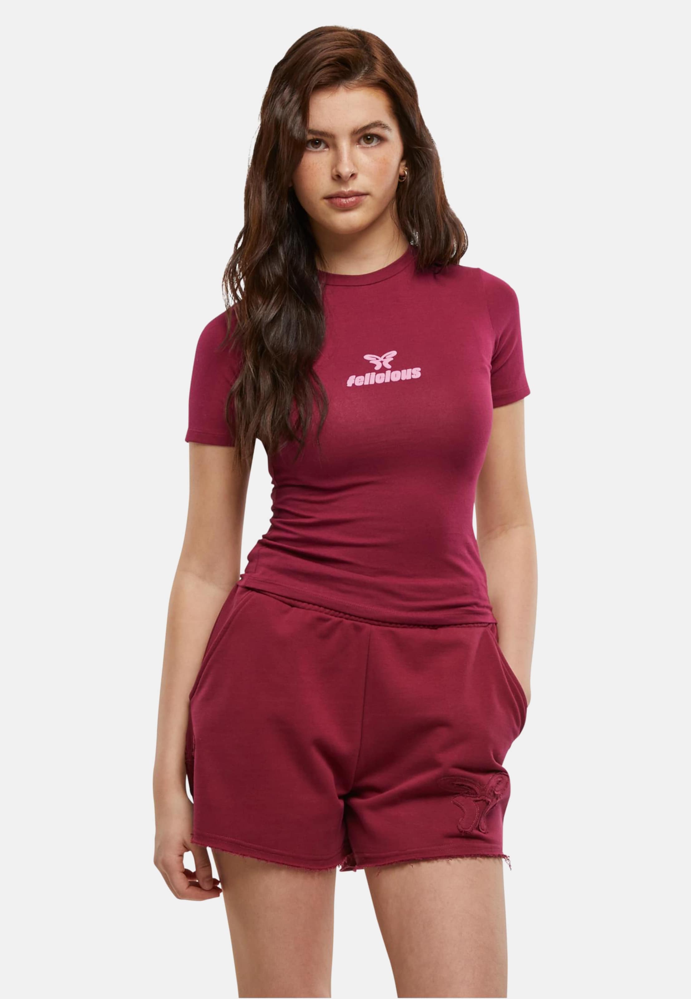 Felicious BASIC Tight Logo T-Shirt