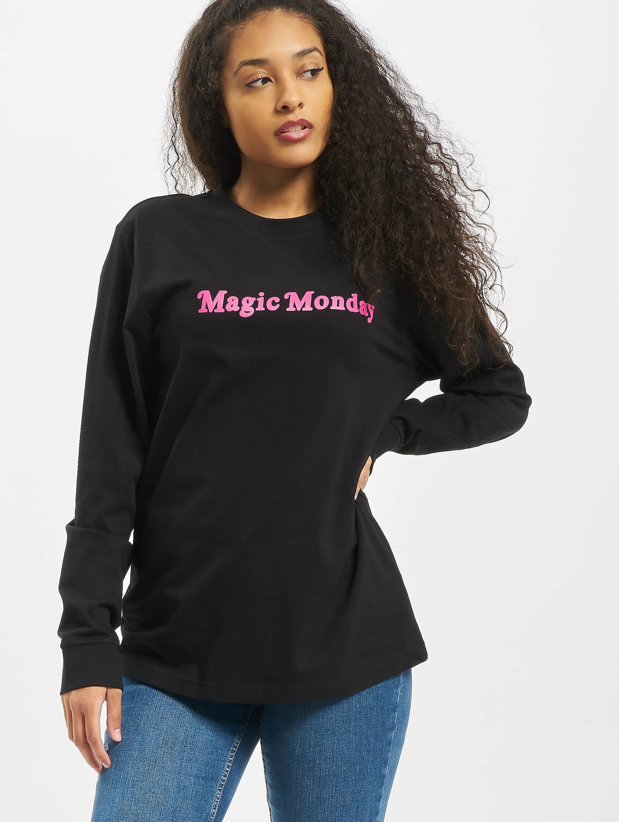 Mister Tee Ladies Magic Monday Slogan Longsleeve