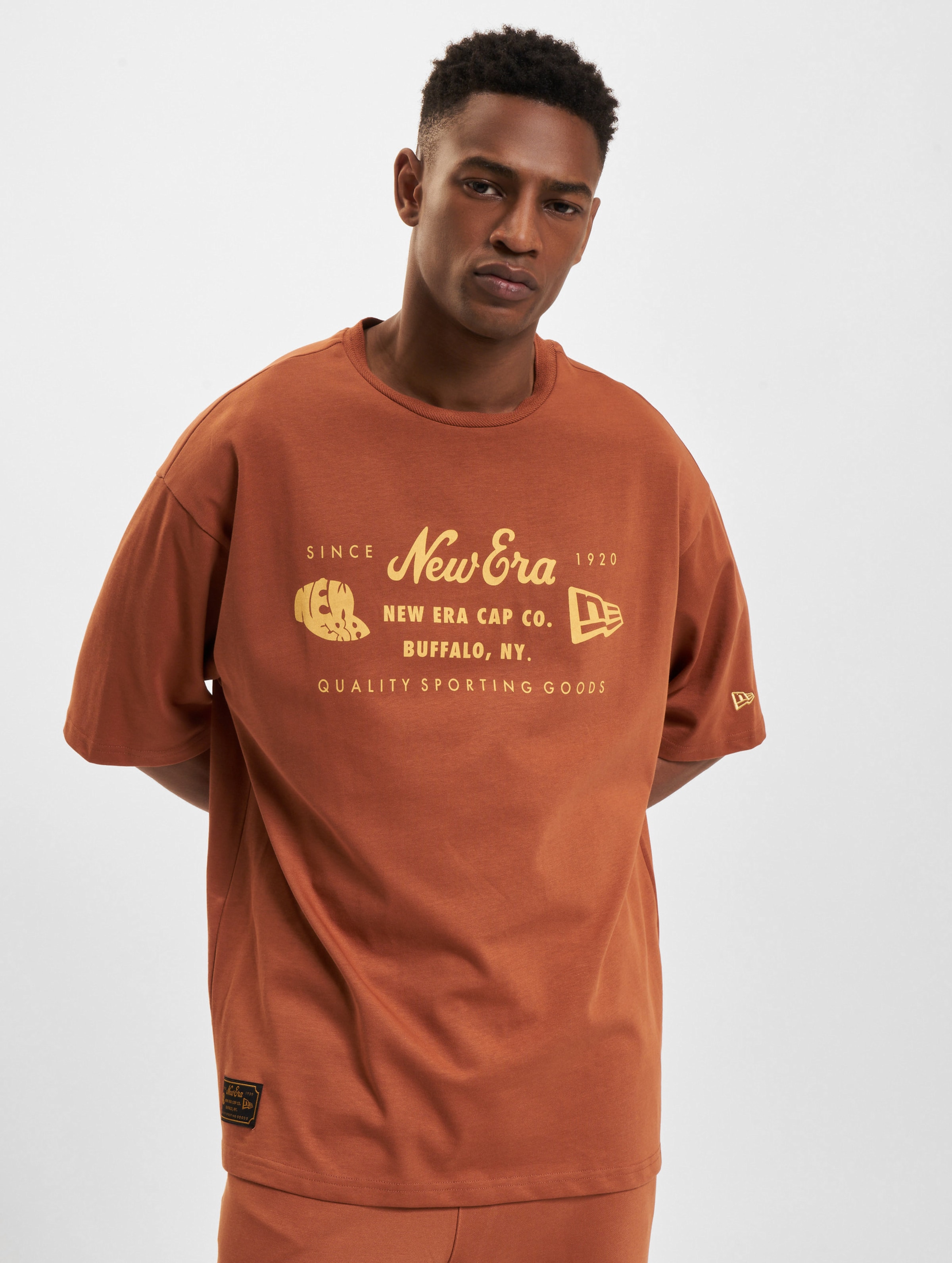 New Era Heritage Patch Oversized T-Shirt