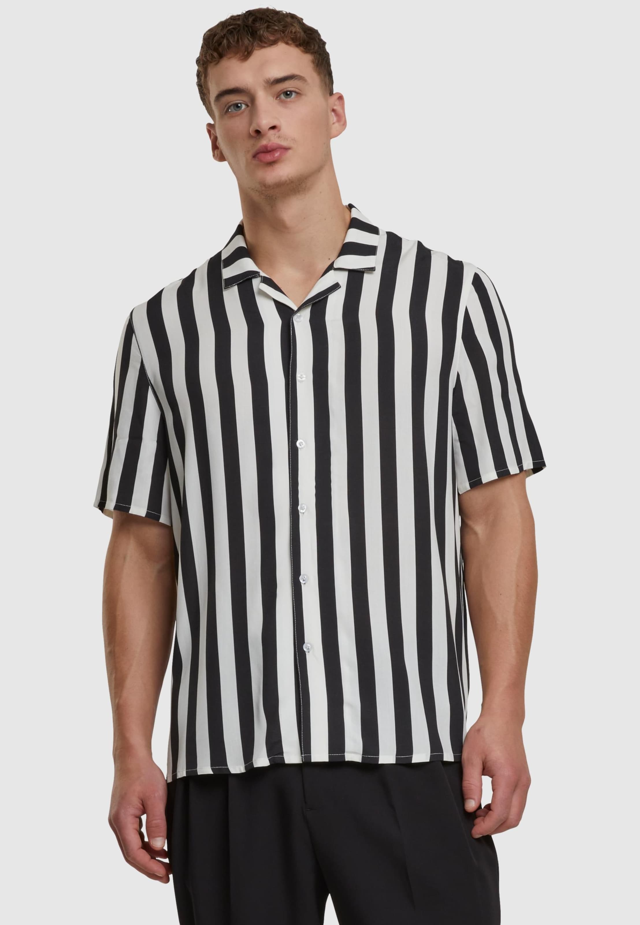 Urban Classics Viscose AOP Resort Shirt