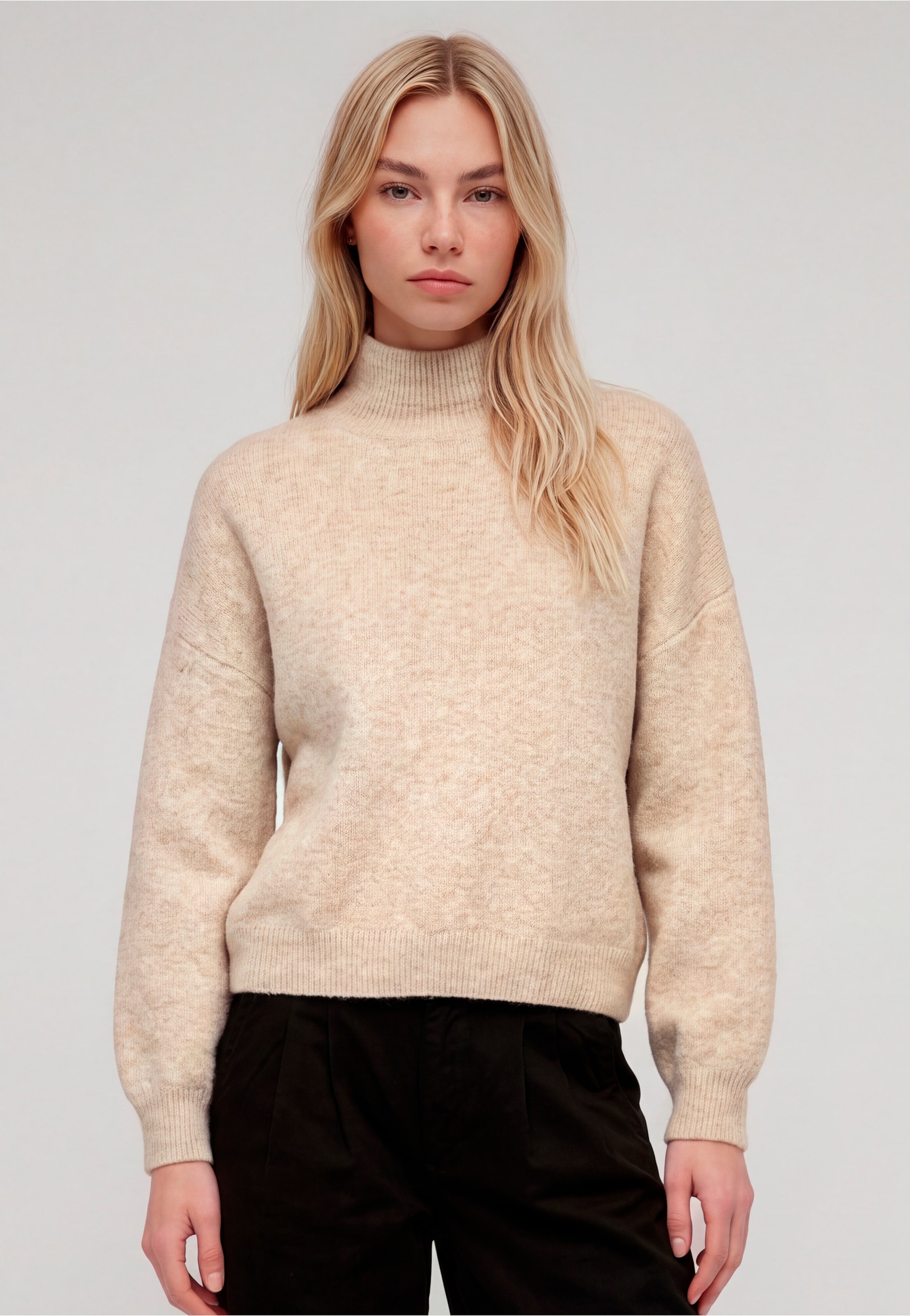 Estelou Soft Touch Turtleneck