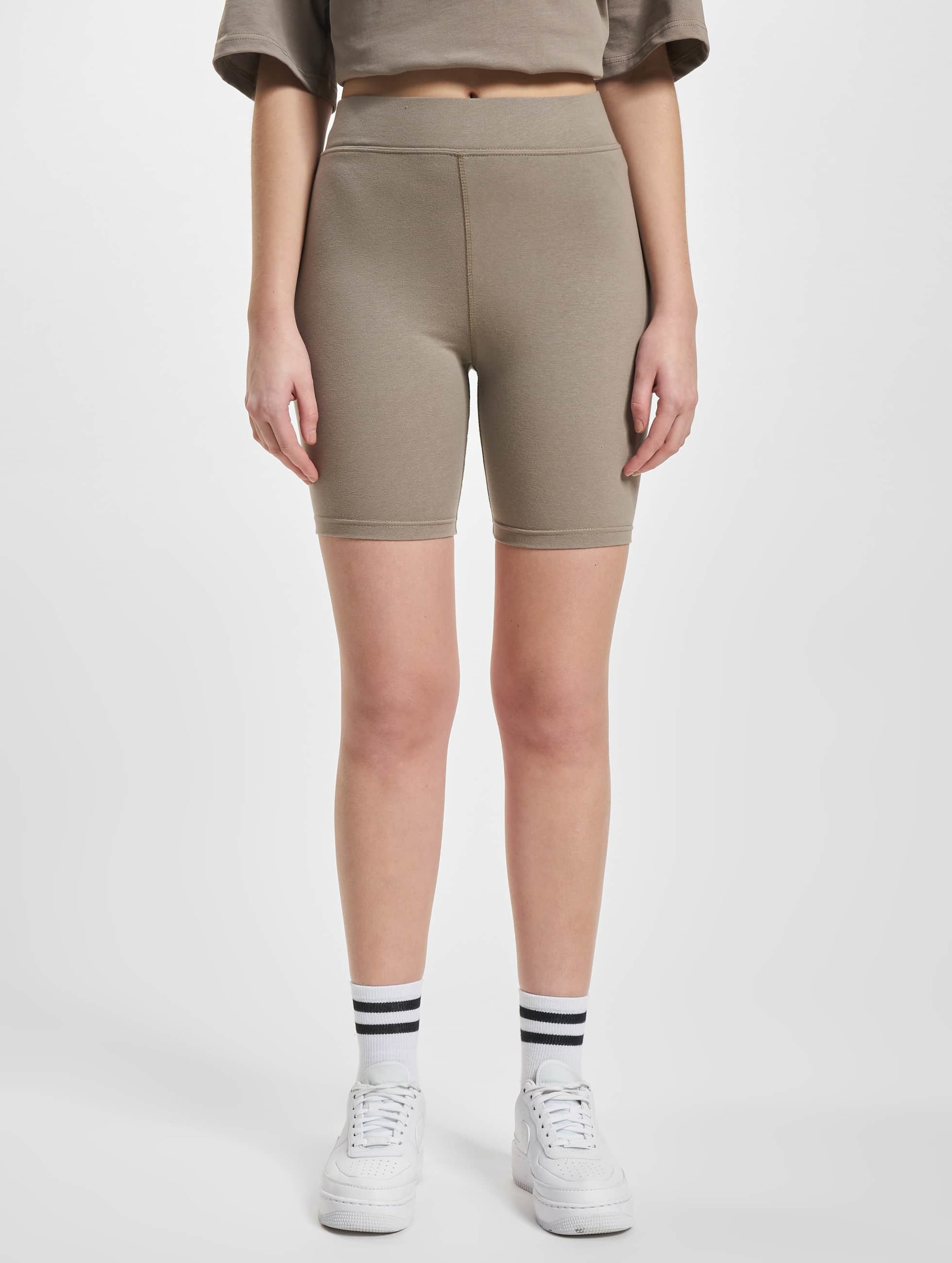 DEF Sporty Short