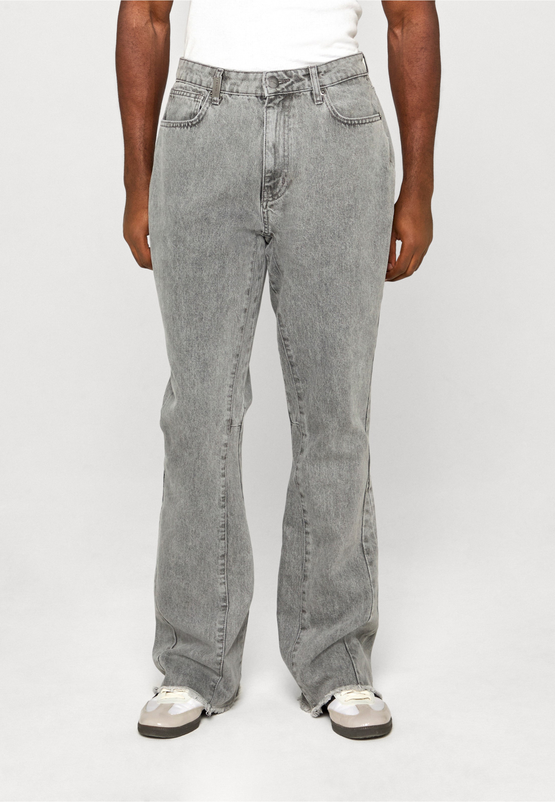 2Y Studios Milu Flared Basic Jeans