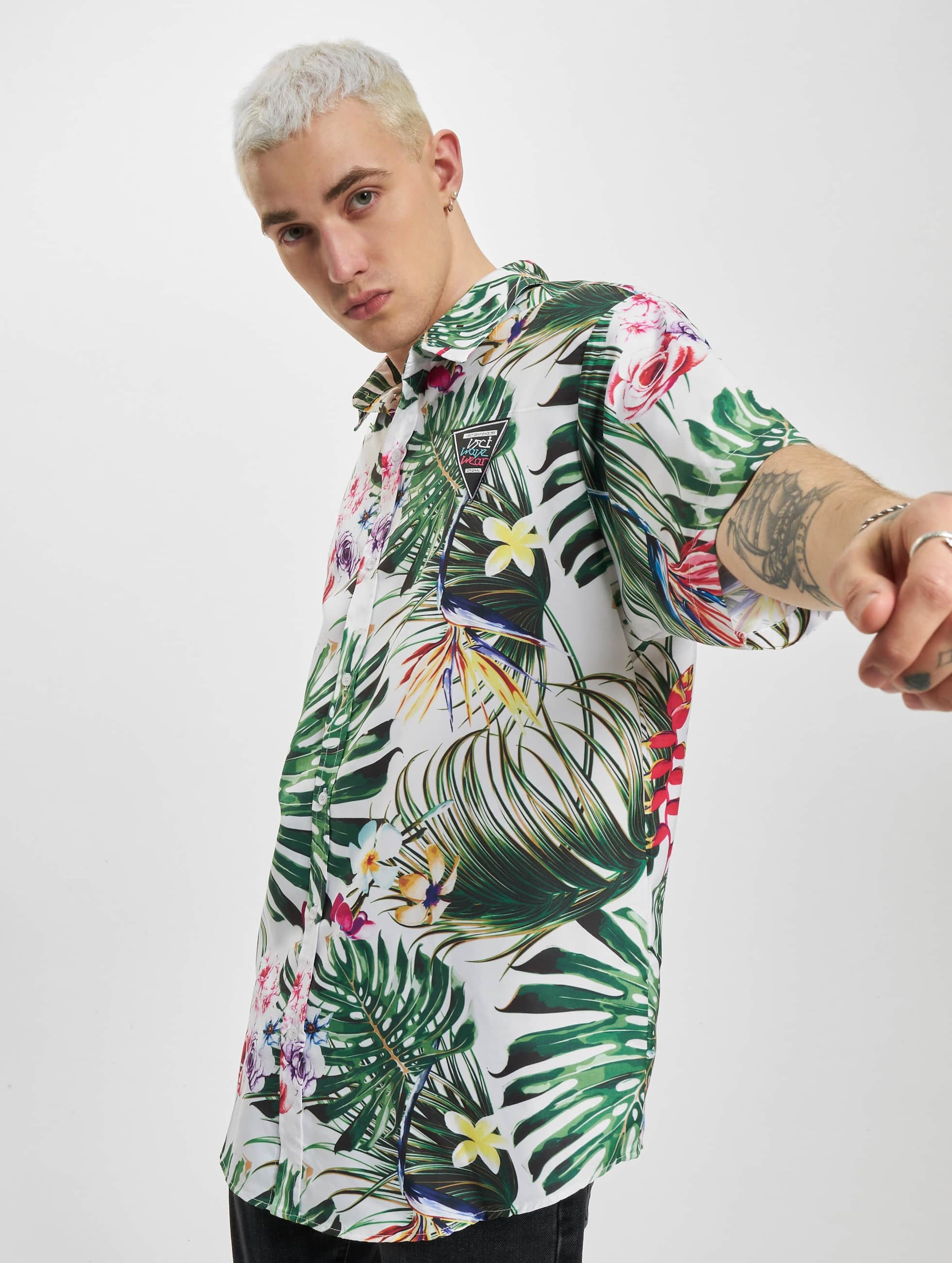 VSCT Clubwear Buttoned Magnum Shirt