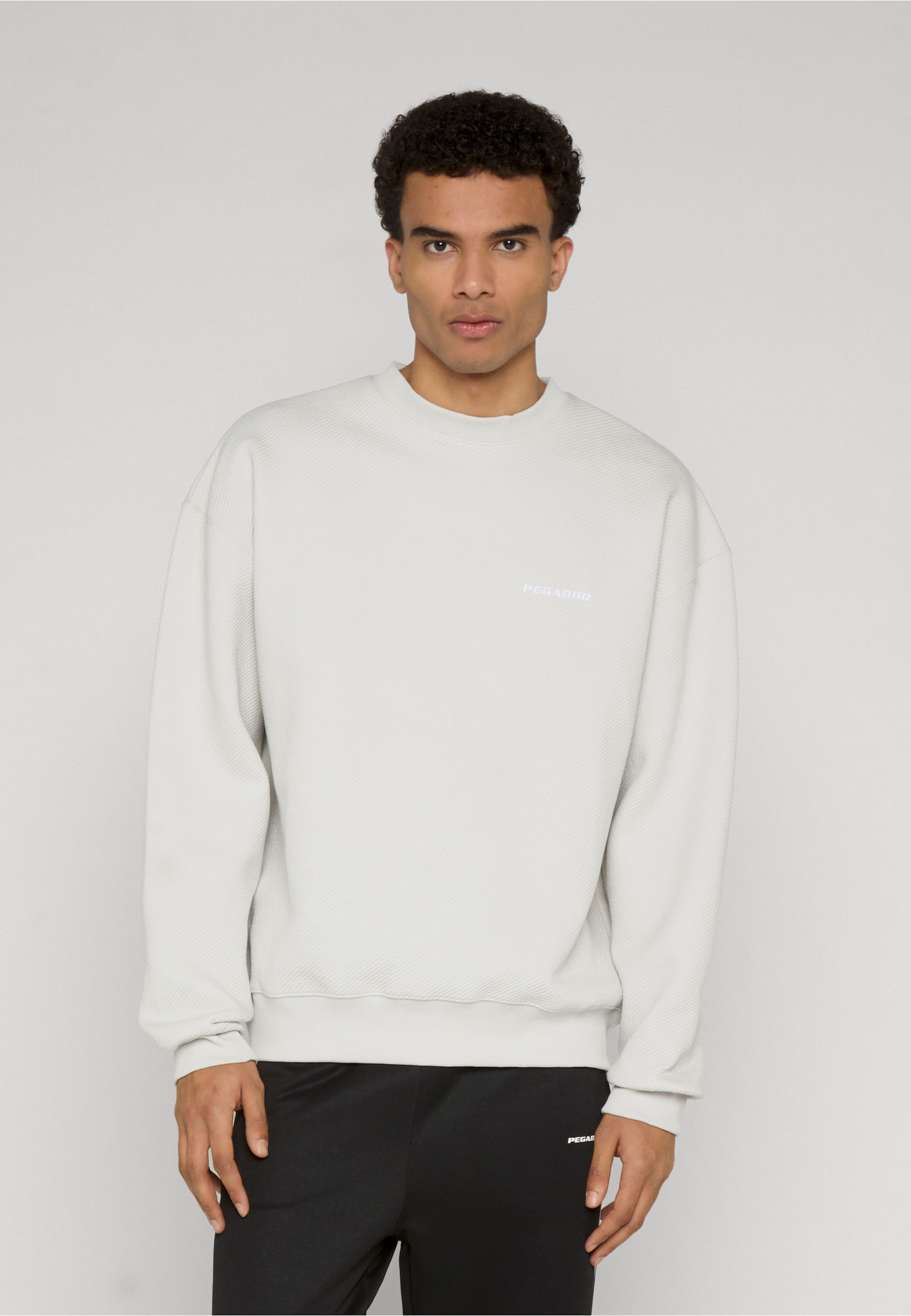 PEGADOR Tate Structured Oversized Sweater
