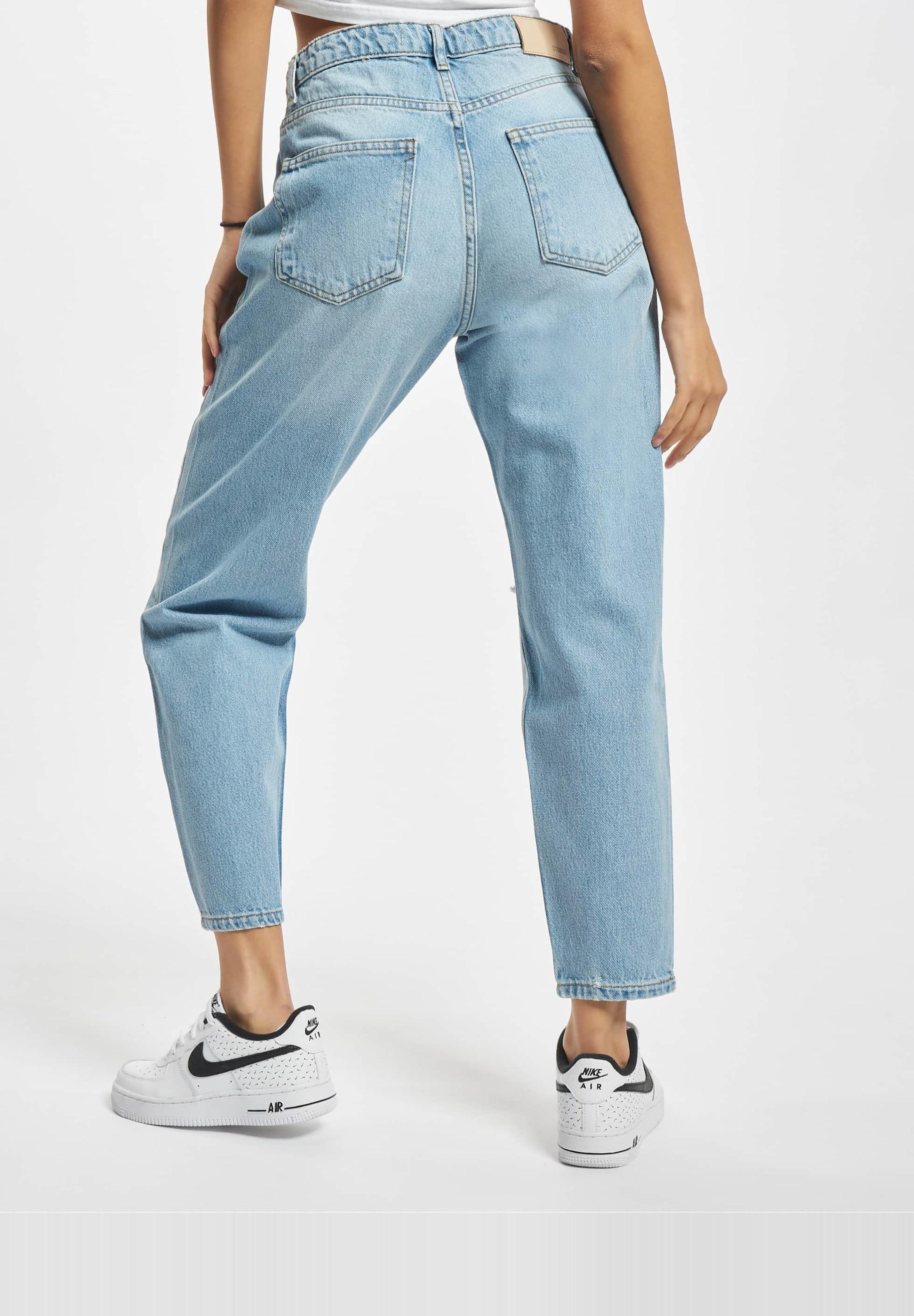 2Y Premium Antonia Mom Jeans