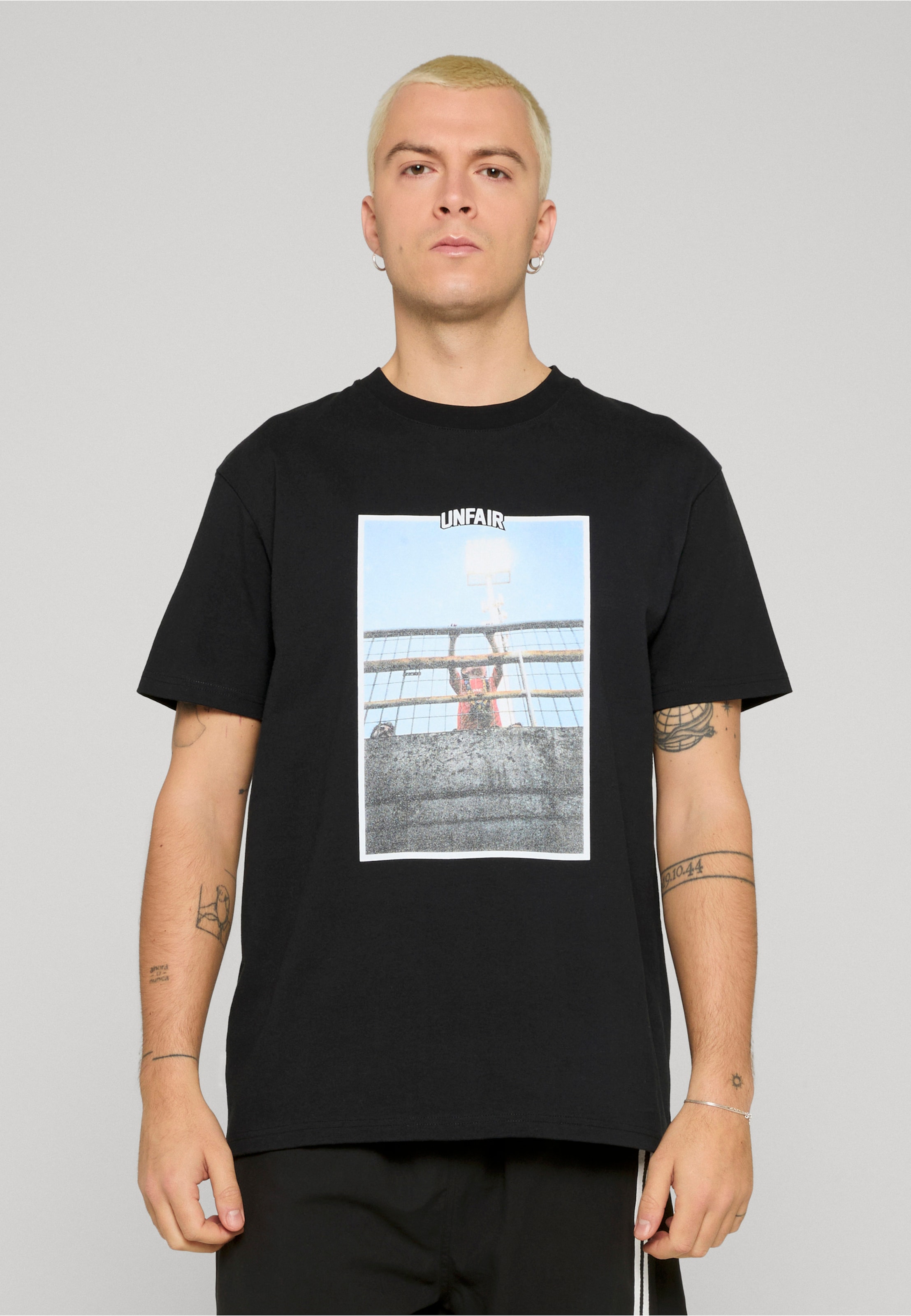 UNFAIR ATHLETICS New Generation T-Shirt